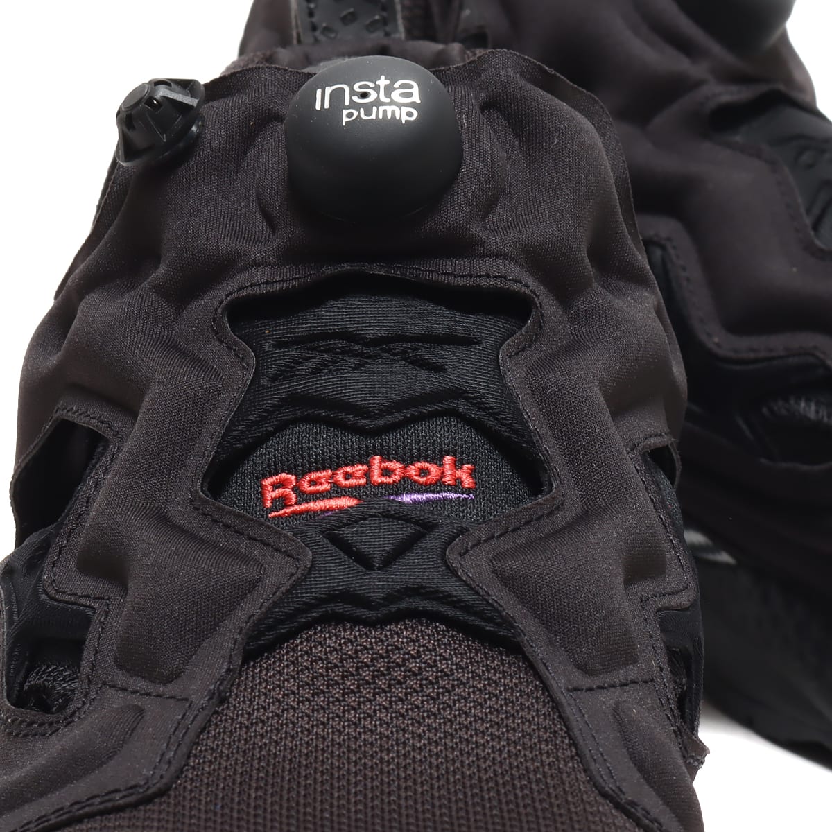 Reebok INSTAPUMP FURY 95 Eastbay BLACK/SPORT VIOLET/LEVEL RED 22FW-I