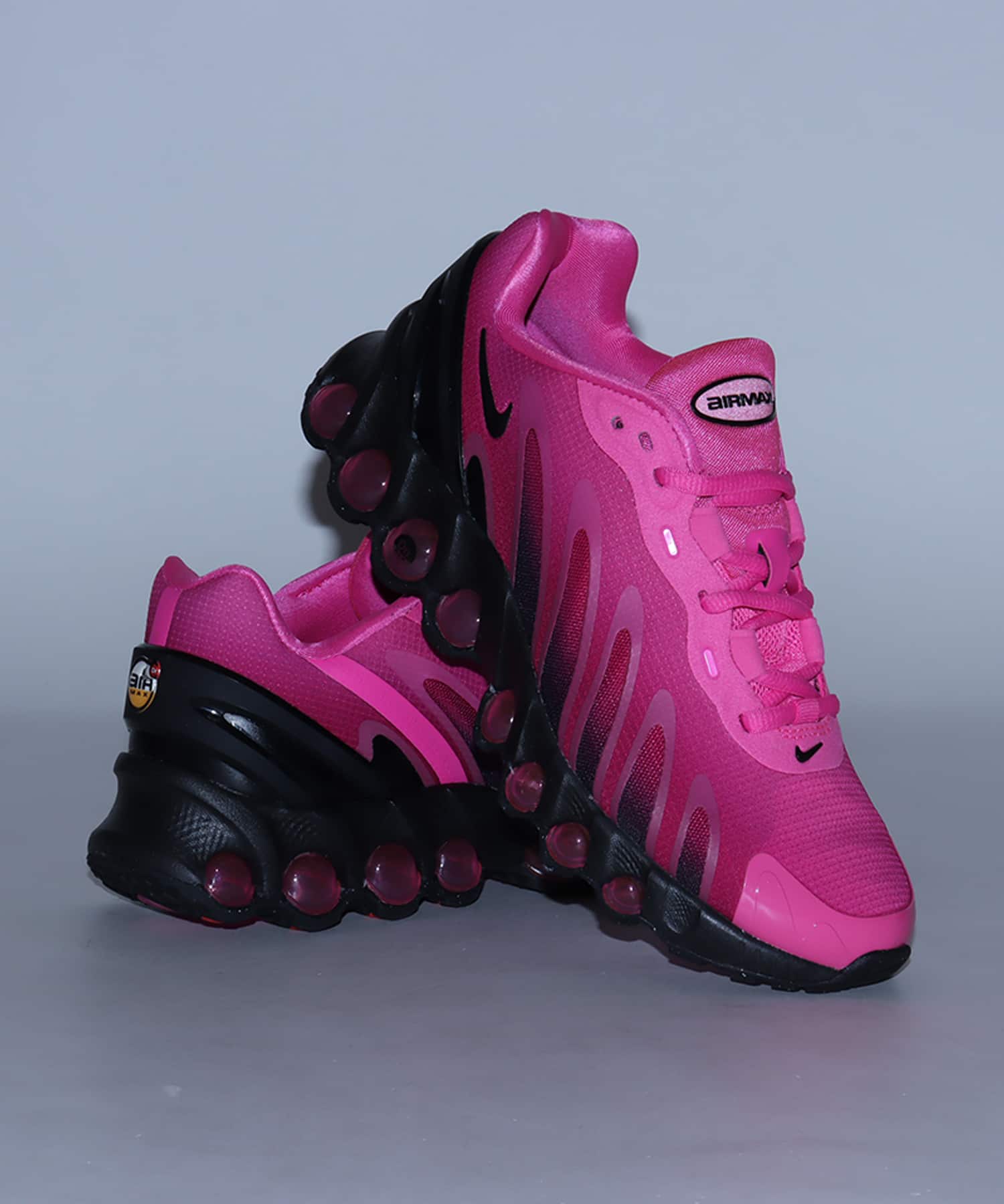 NIKE W AIR MAX DN8 LASER FUCHSIA/BLACK-SPORT FUCHSIAの画像