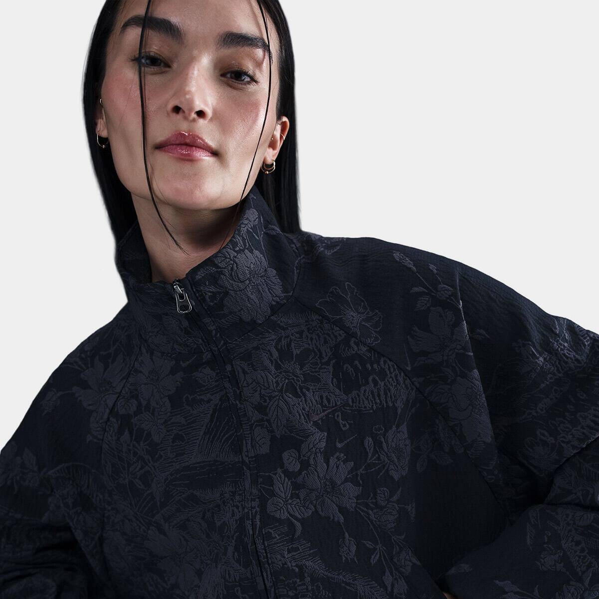 NIKE AS W NSW CLLCTN JQRD TRK JKT BLACK/ANTHRACITE/BLACKの画像