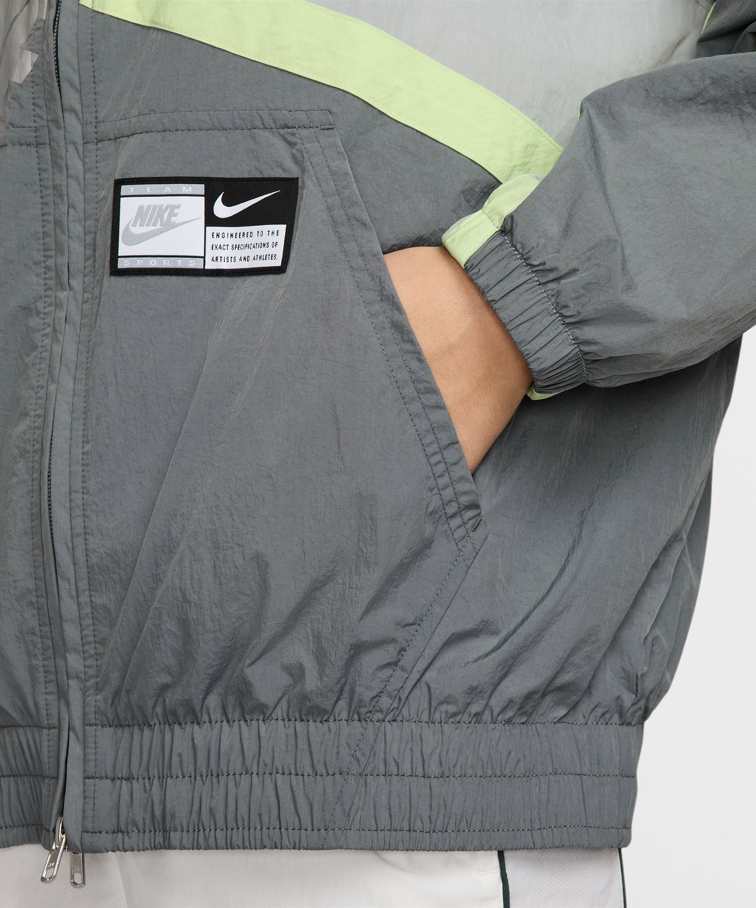 NIKE AS W NSW STREET WVN JKT SMOKE GREY/LT SMOKE GREY/LT NIKE AS W NSW STREET WVN JKT SMOKE GREY/LT SMOKE GREY/LT