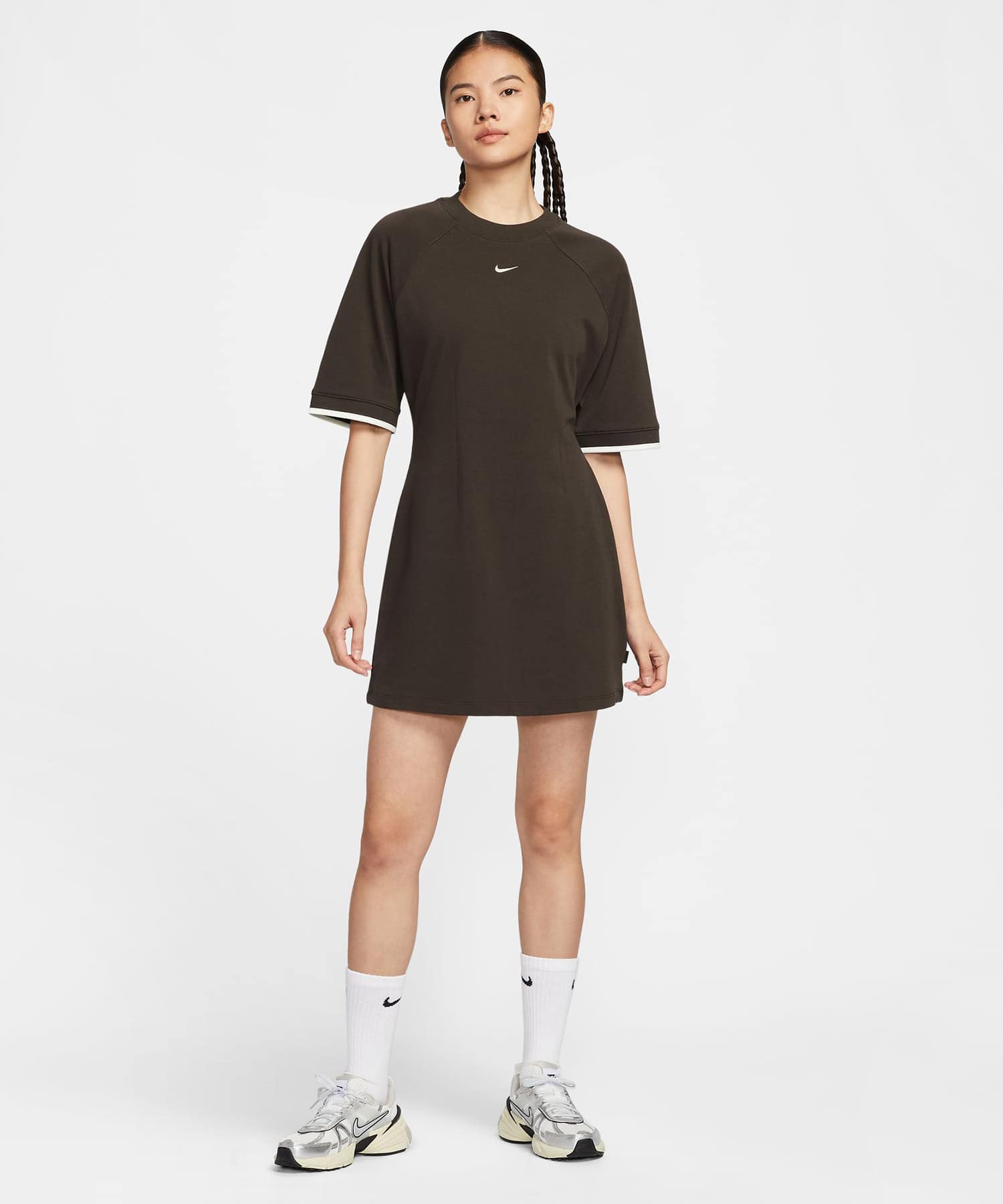 NIKE AS W NSW CLLCTN TSHRT DRESS VELVET BROWN/SAILの画像