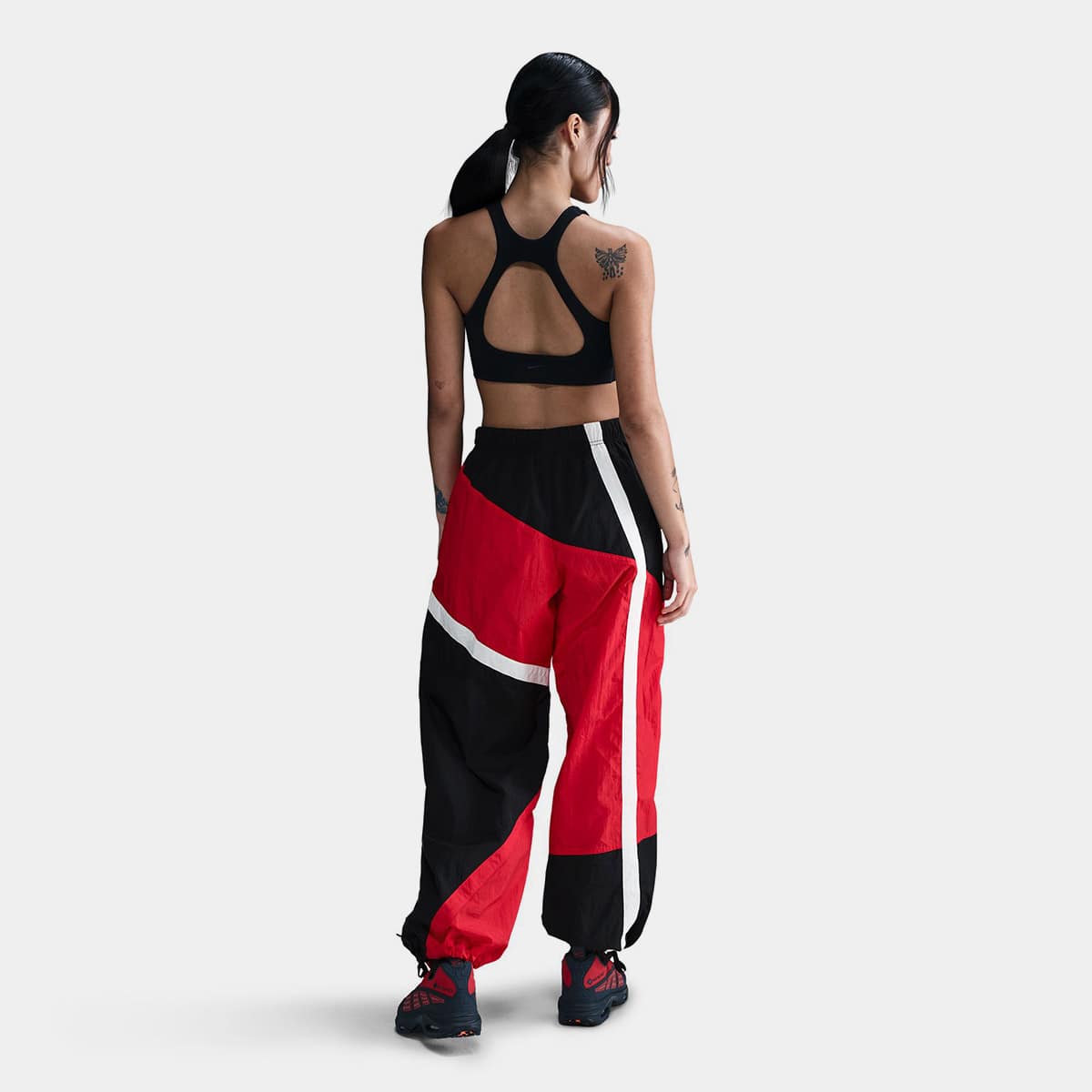 NIKE AS W NSW STREET WVN OH PANT UNIVERSITY RED/BLACK/SAIL/SAILの画像