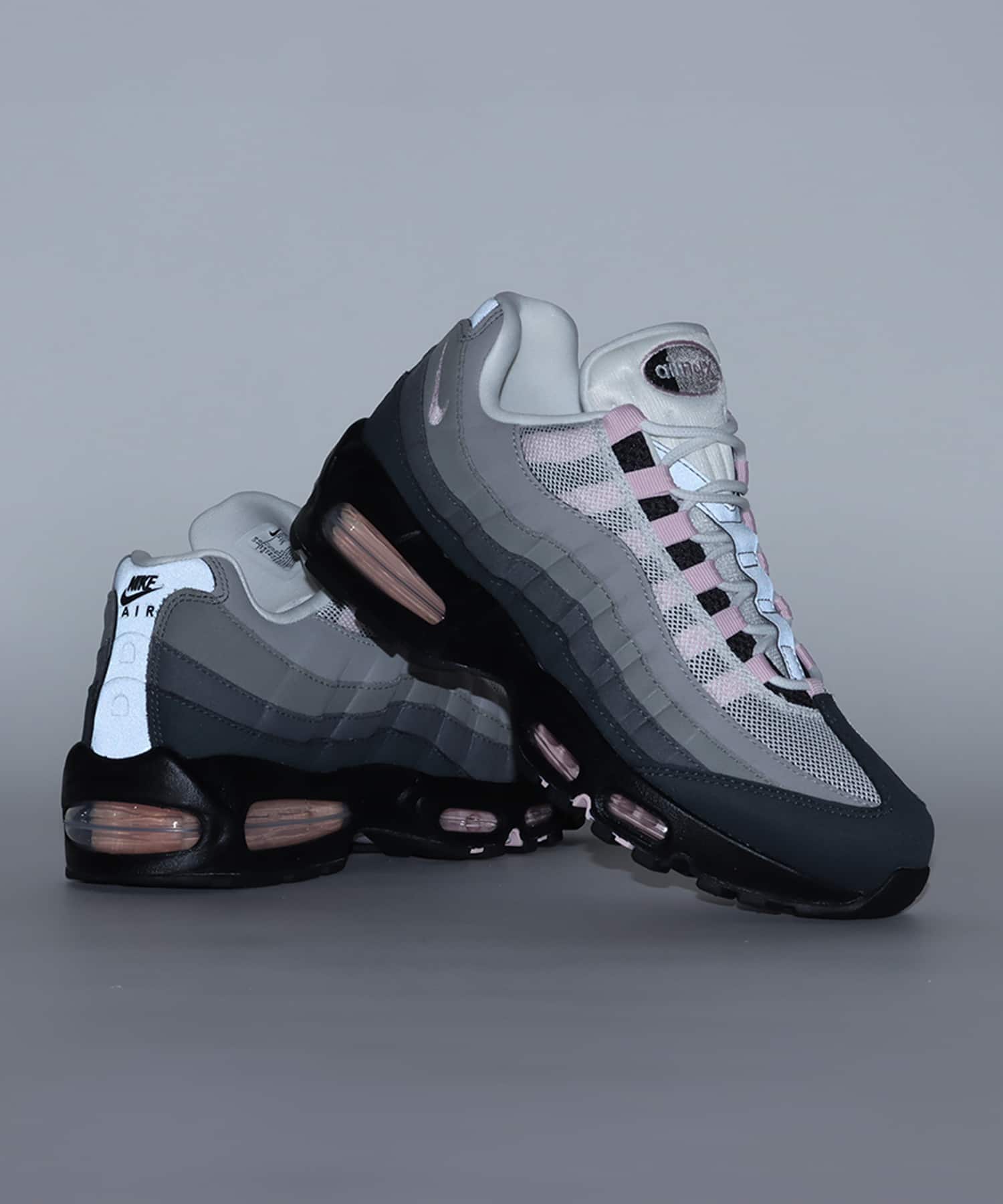 NIKE W AIR MAX 95 OG BLACK/PINK FOAM-WHITE-REFLECT SILVERの画像