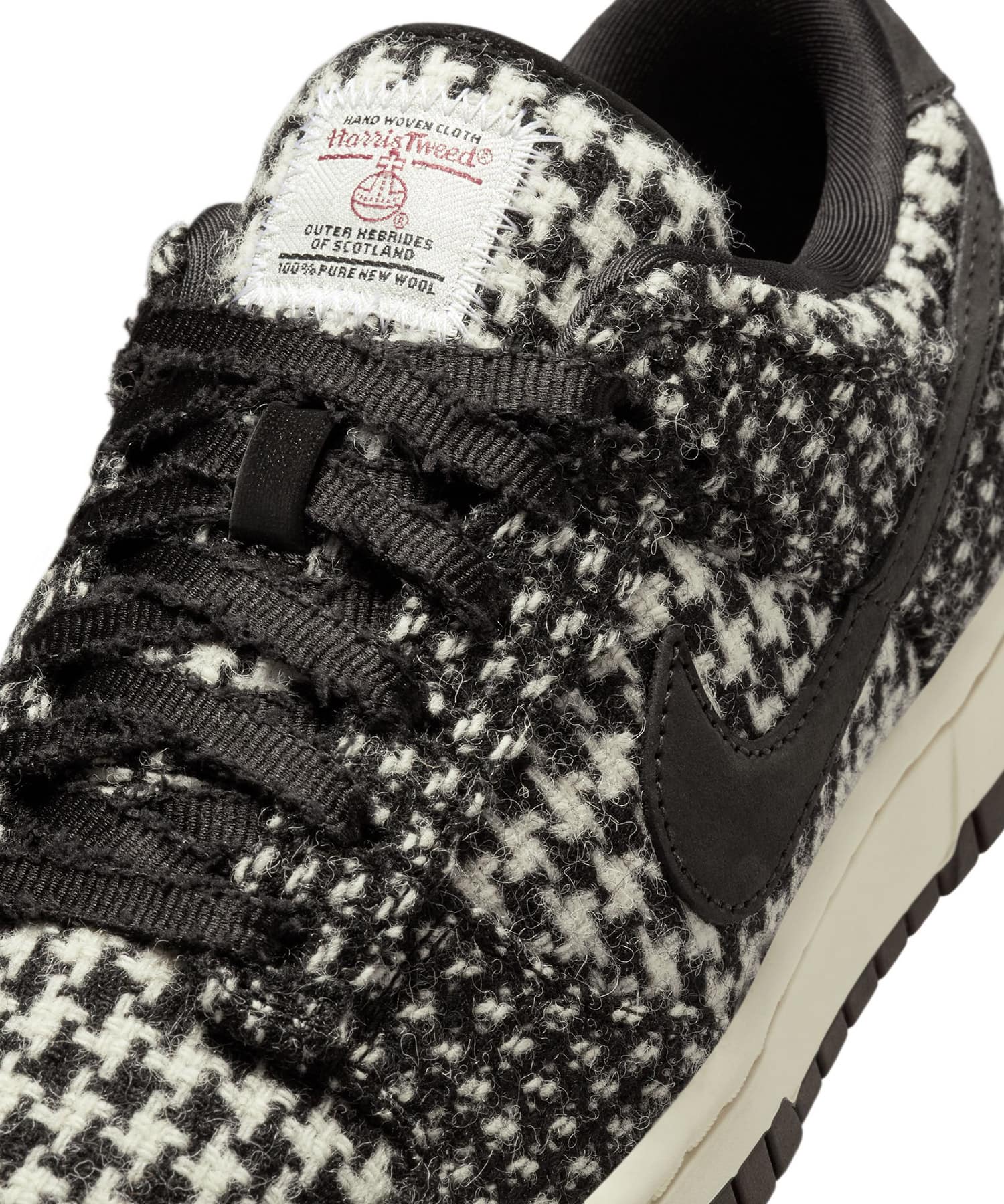 NIKE W DUNK LOW x Harris Tweed® MULTI-COLOR/MULTI-COLOR-MULTI-COLORの画像