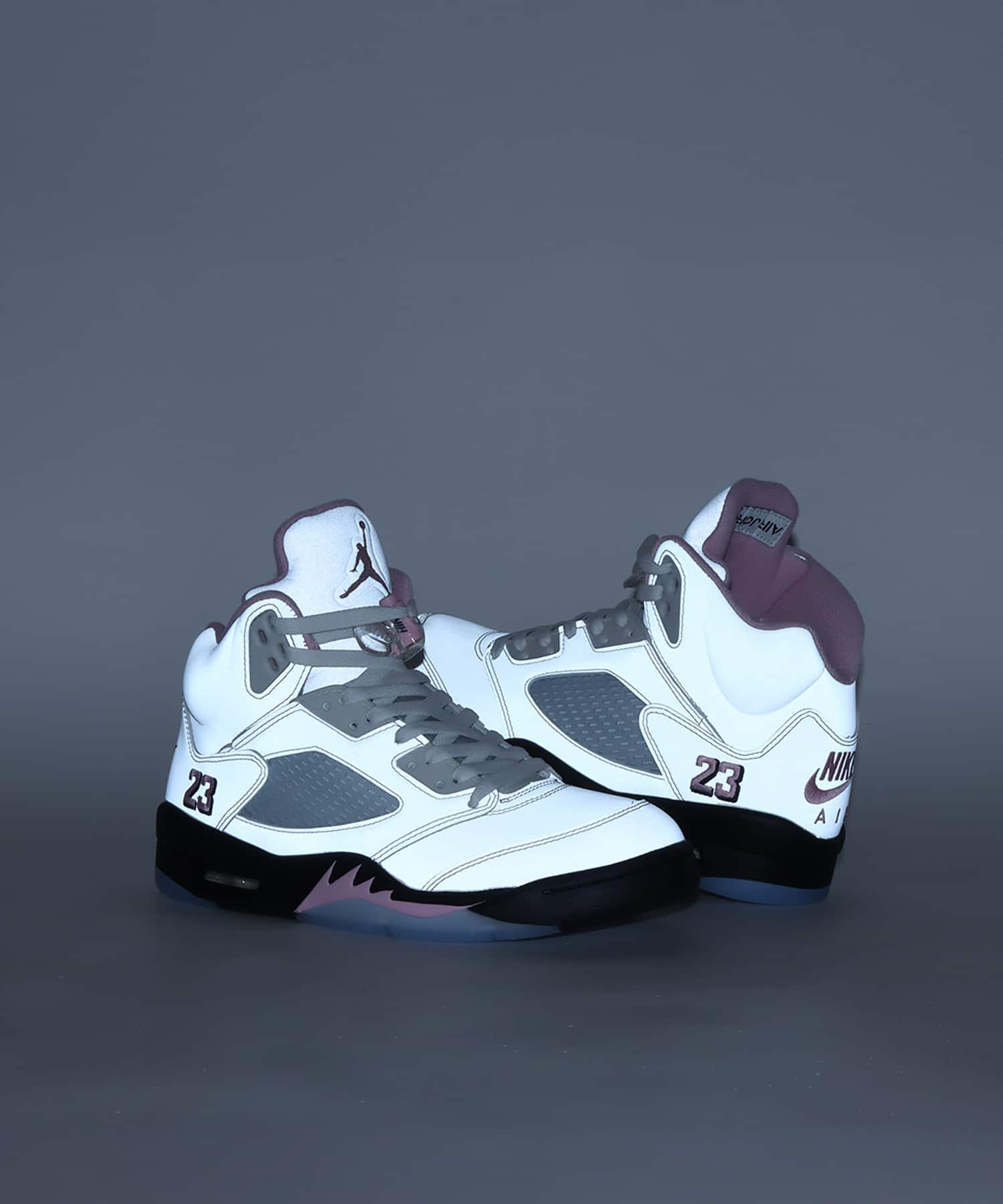 JORDAN BRAND AIR JORDAN 5 RETRO OG WHITE/MED SOFT PINK-BLACKの画像