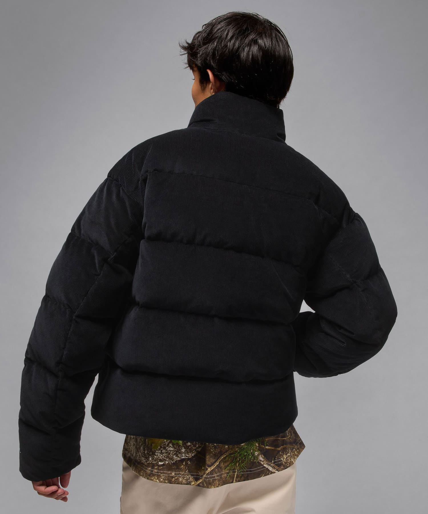 JORDAN BRAND M J FLT DOWN PUFFER BLACK/WHITEの画像
