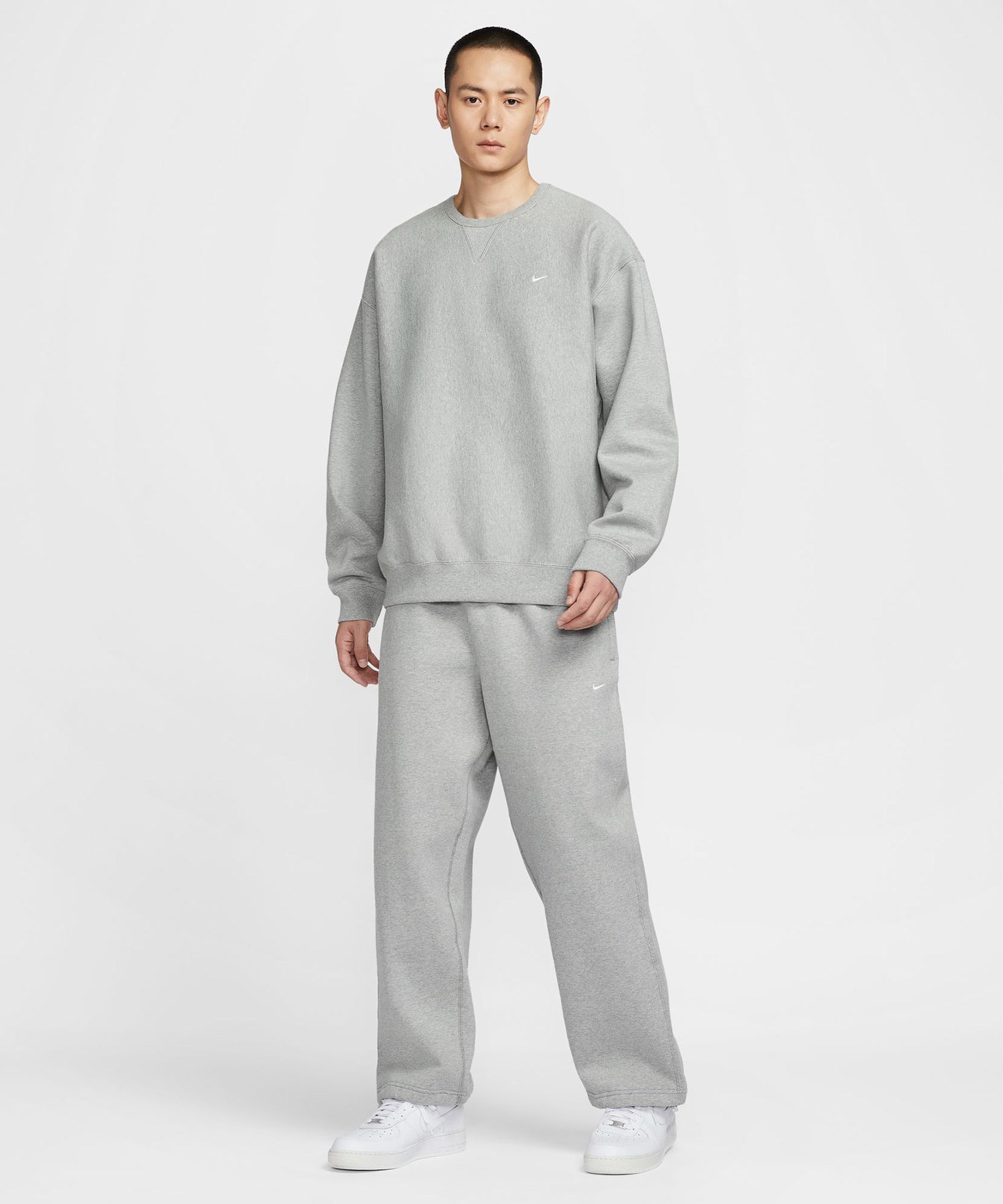 NIKE AS M NL SOLO SWSH BB CREW DK GREY HEATHER/WHITEの画像