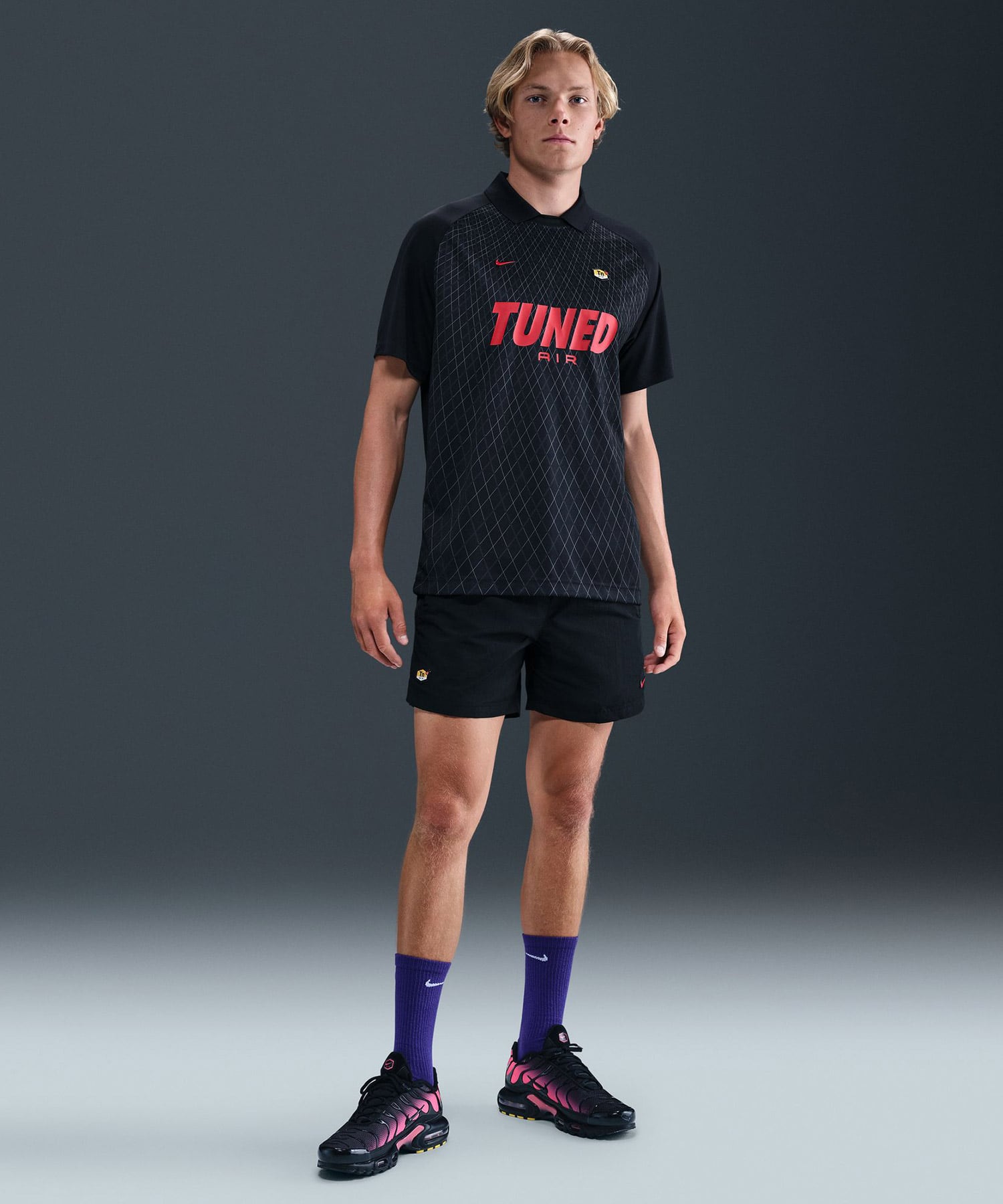 NIKE M NSW TN FB JERSEY BLACK/UNIVERSITY REDの画像