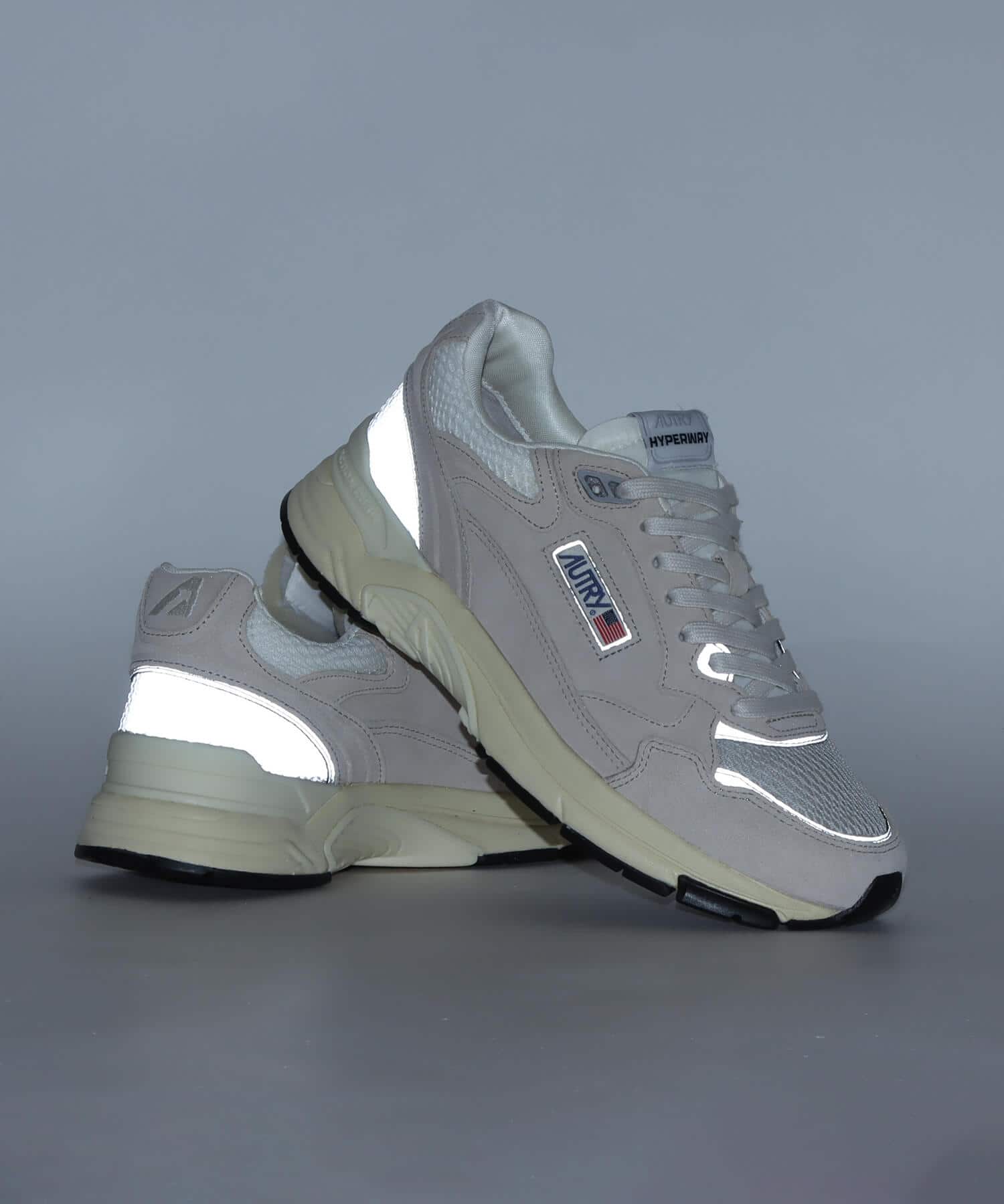 AUTRY HYPERWAY LOW MAN GRAYの画像