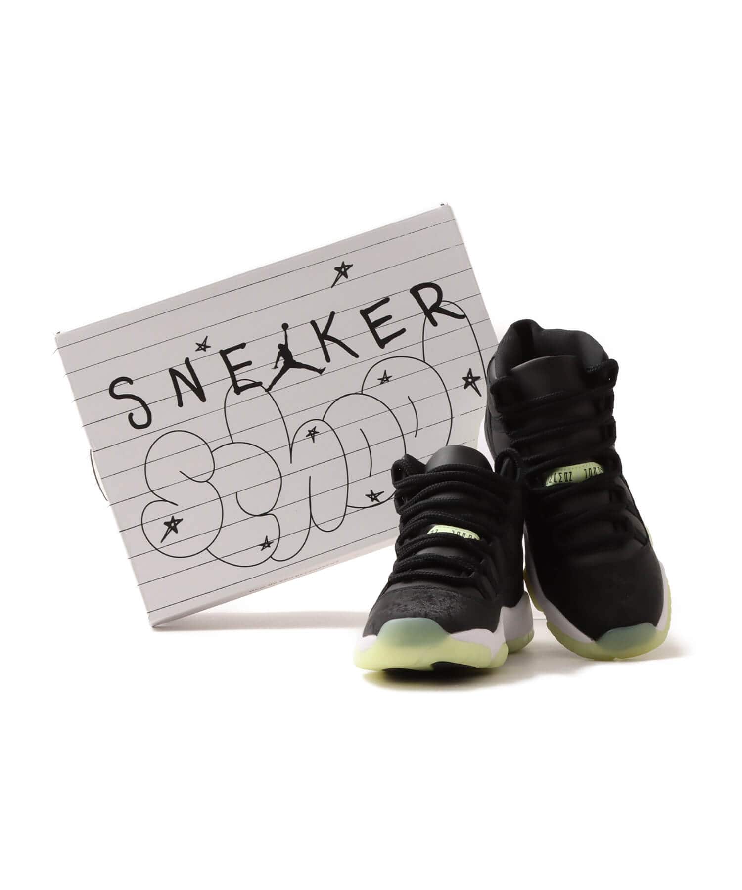 JORDAN BRAND AIR JORDAN 11 RETRO (GS) BLACK/BARELY VOLT-DARK RAISIN-WHITEの画像