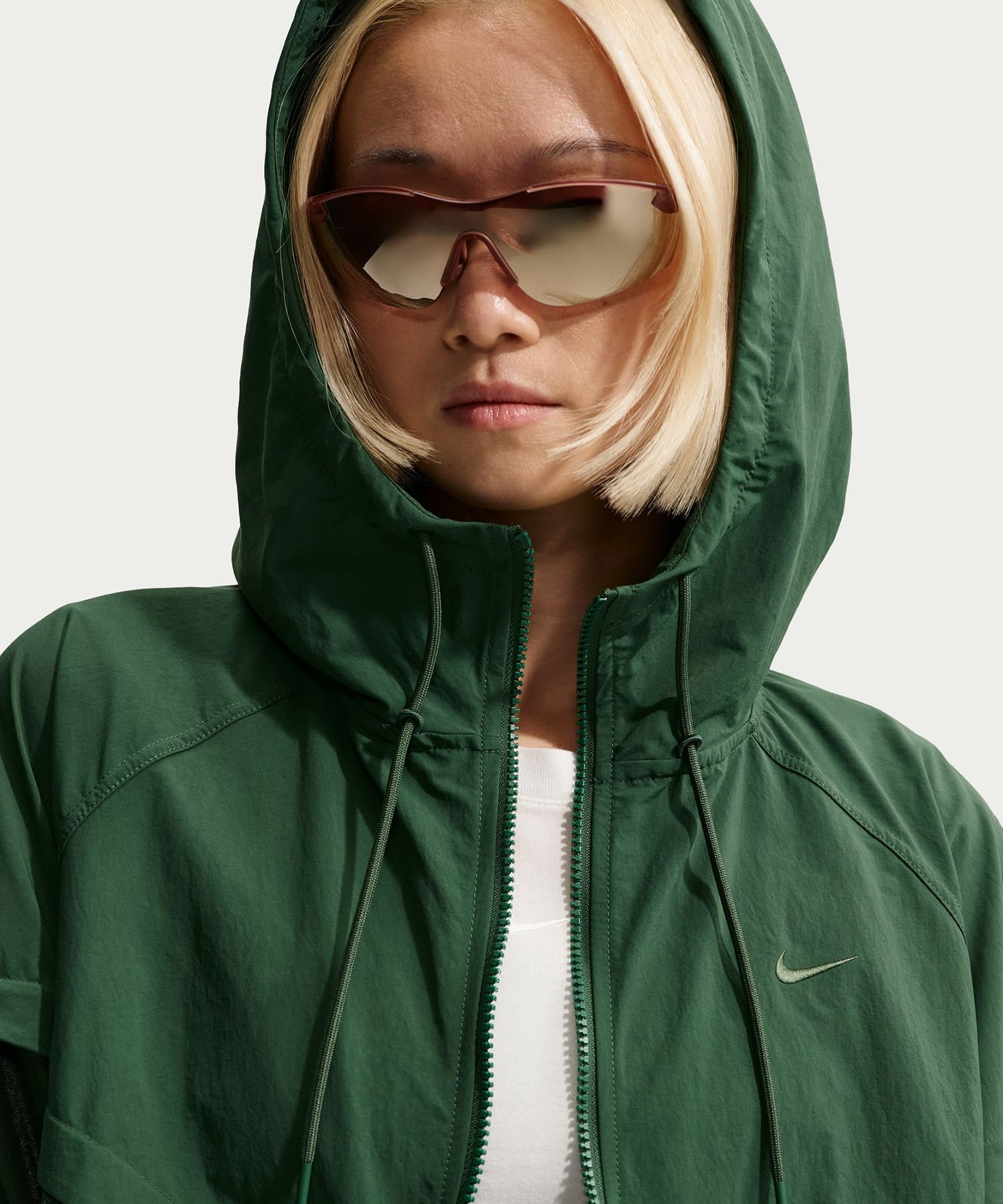 NIKE AS W NSW OS HOODED WR JKT MOD GREENの画像
