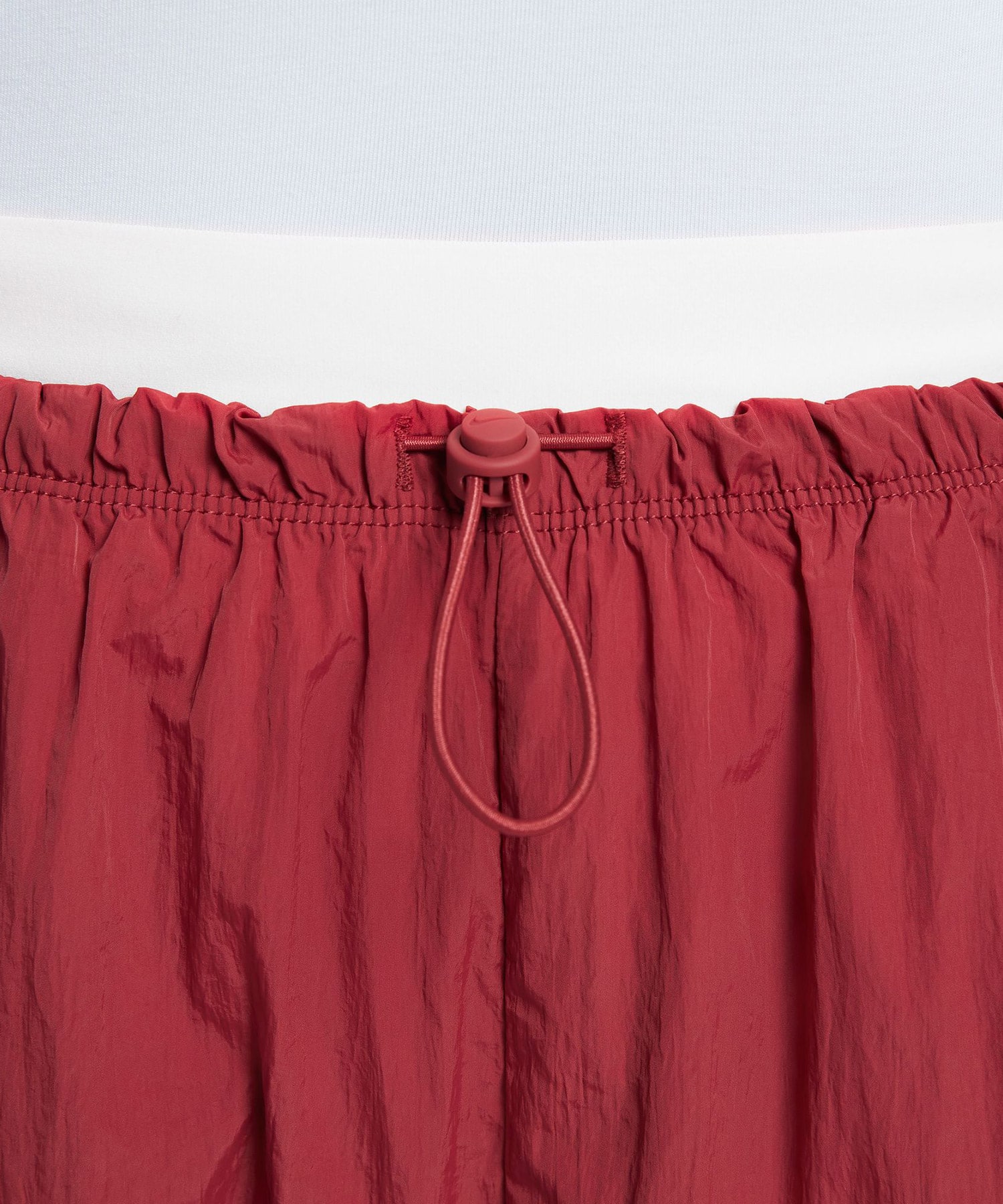 NIKE AS W NSW PARACHUTE HR PANT REDの画像