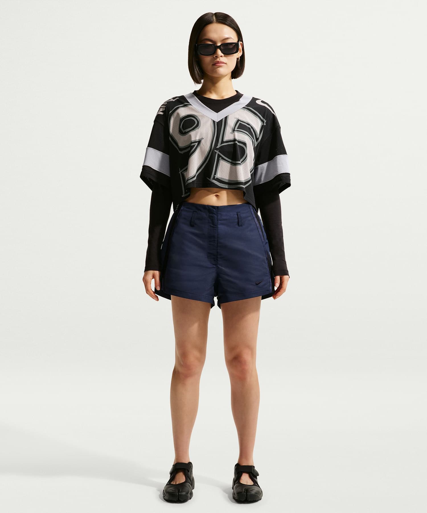 NIKE AS W NK ELEVATED STREET 2' SHO MIDNIGHT NAVY/BLACK/(BLACK)の画像