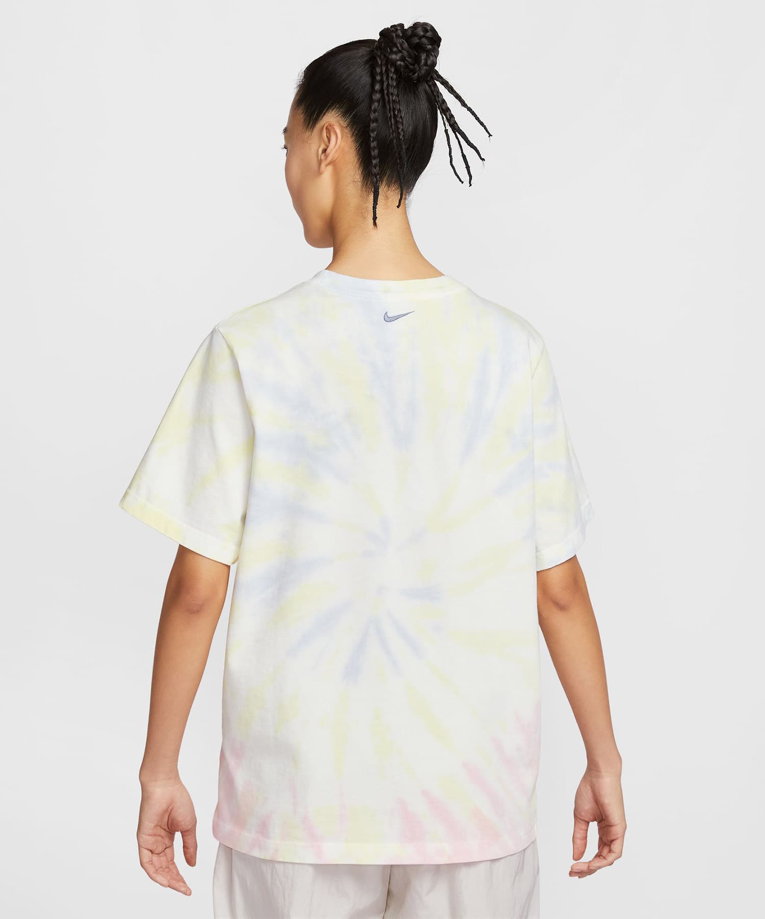 NIKE AS W NSW TEE GCEL WHITEの画像