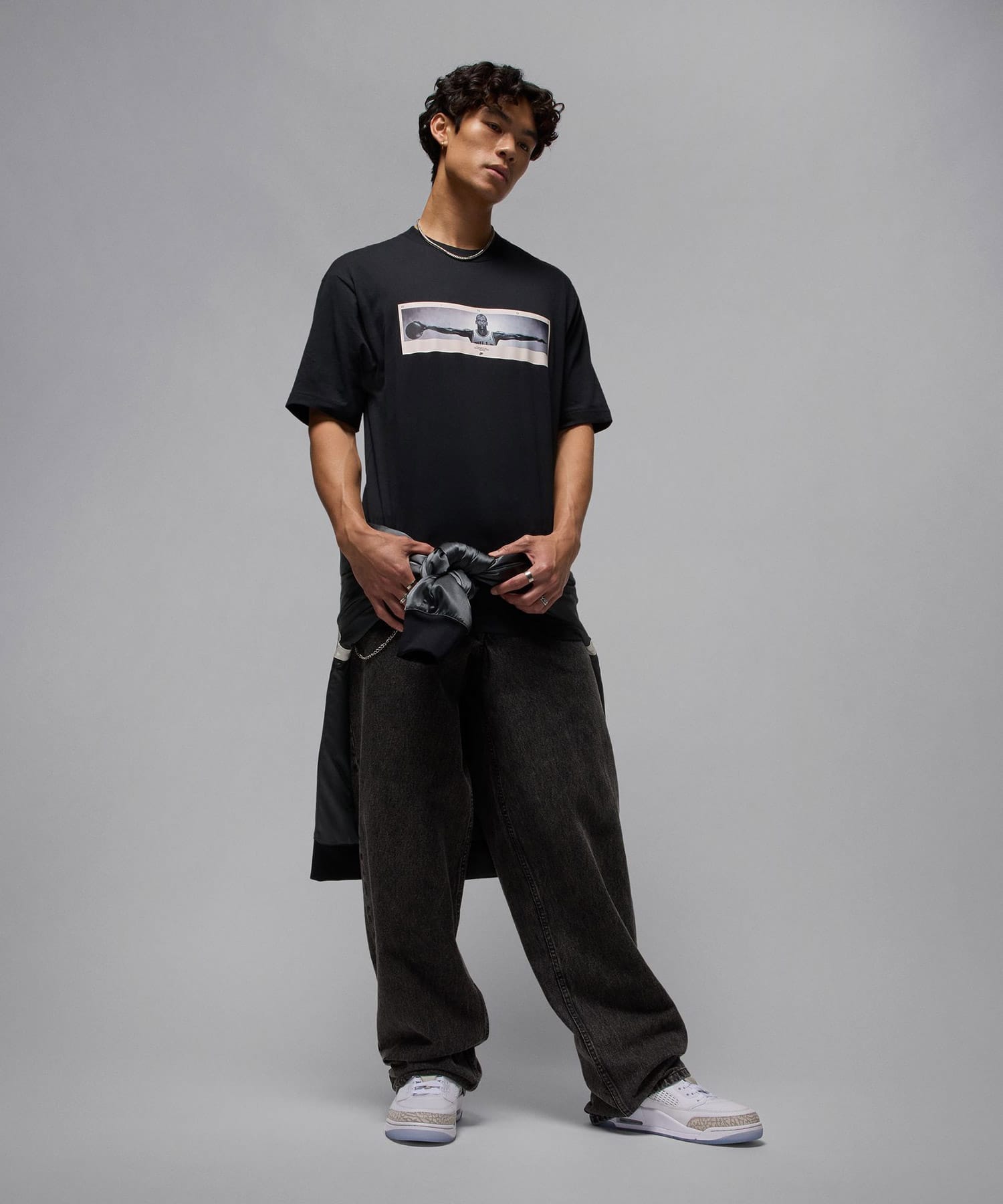JORDAN BRAND M J NC WINGS PHOTO SS CREW BLACK/WHITEの画像