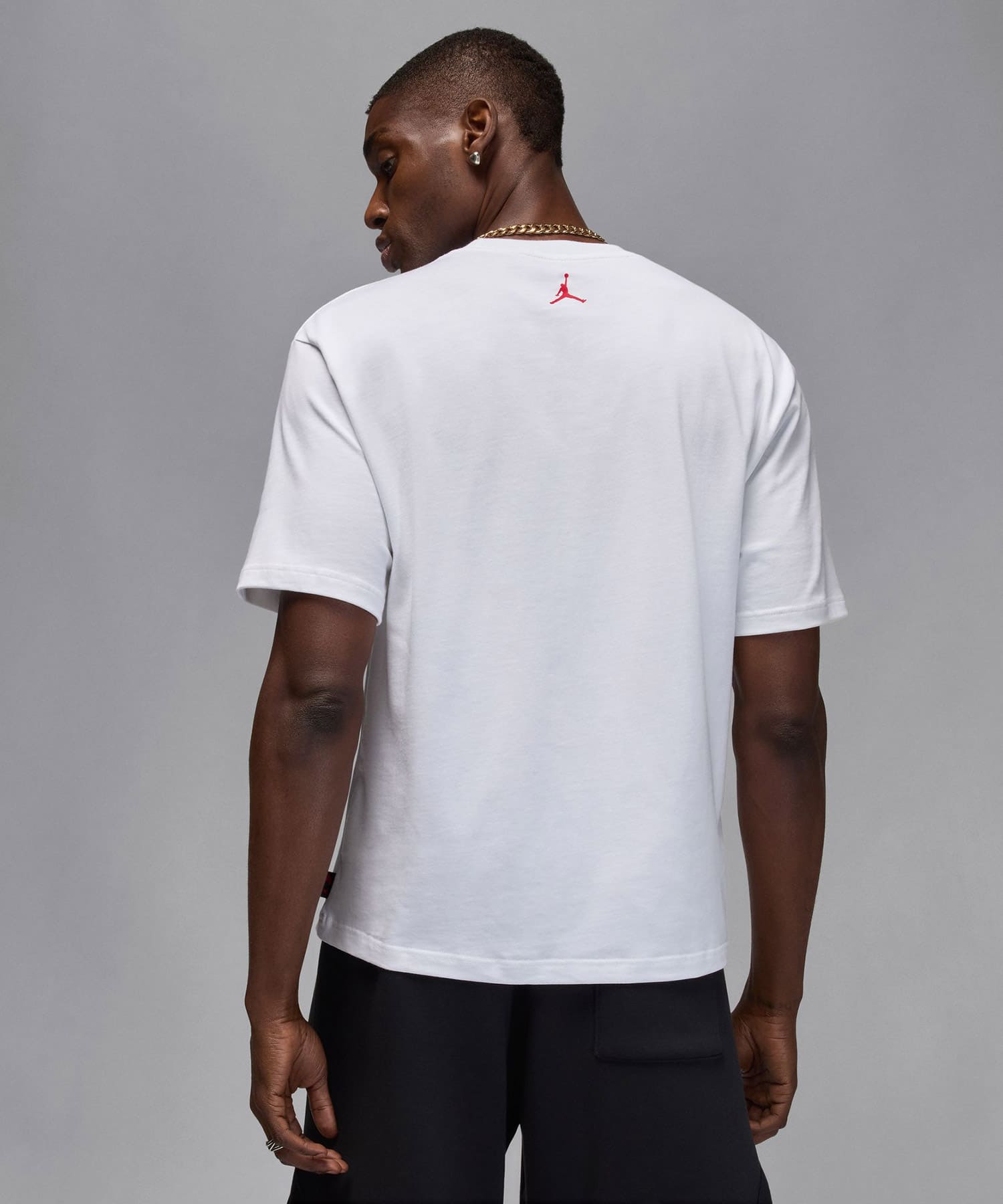 JORDAN BRAND M J GFX SS CREW JT WHITE/UNIVERSITY REDの画像