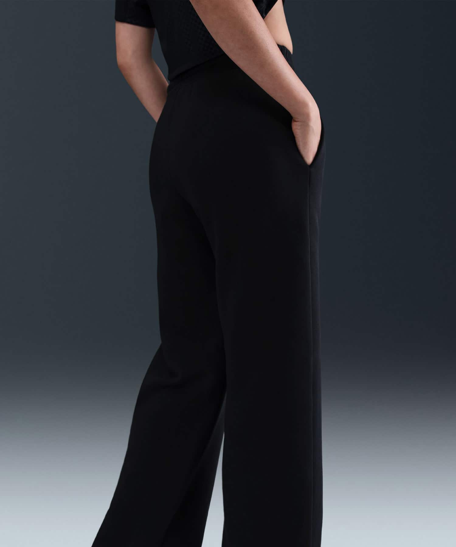 NIKE AS W NSW PHNX FLC HR PANT WID BLACKの画像