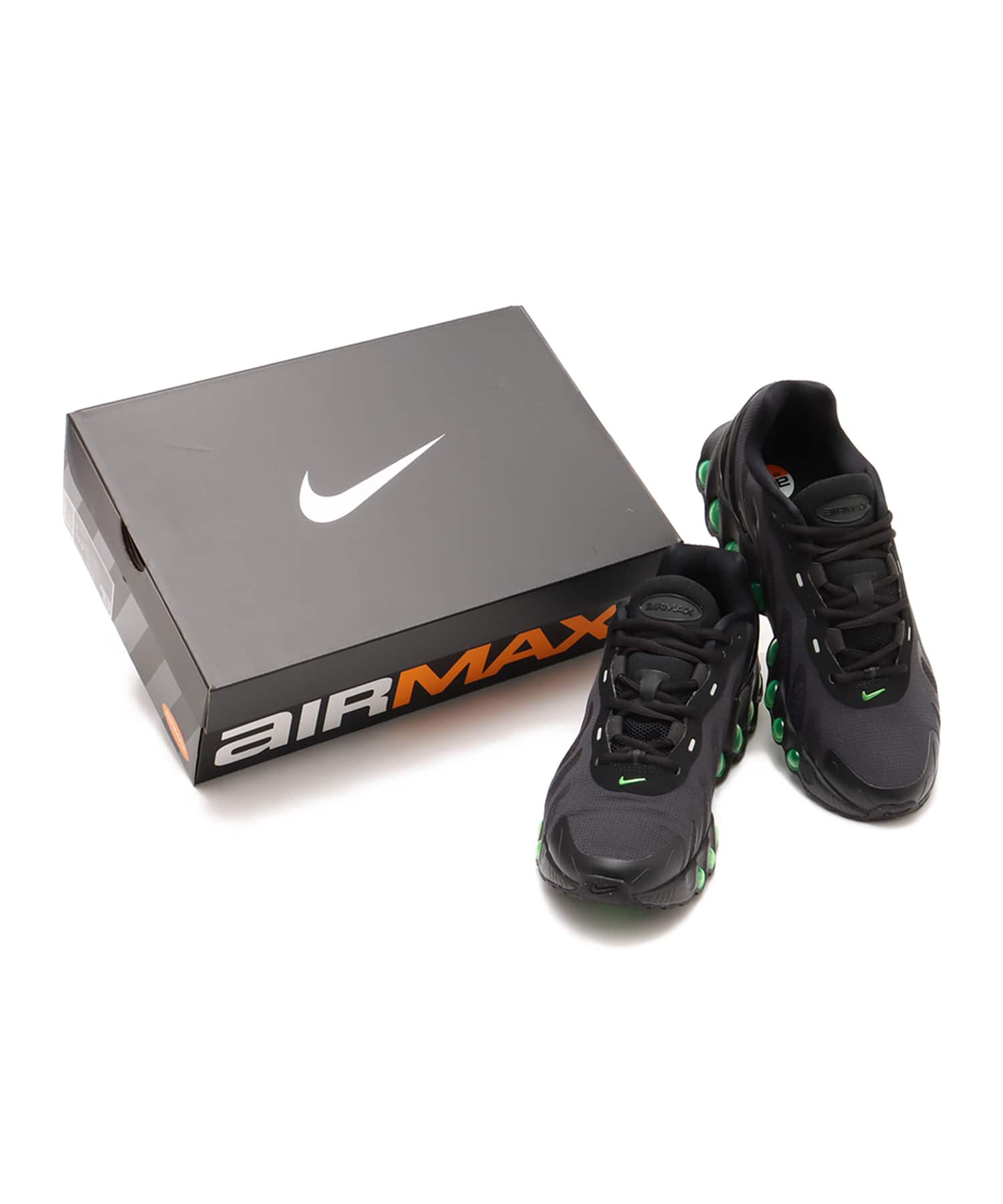NIKE AIR MAX DN8 BLACK/GREEN STRIKE-DK SMOKE GREY-BLACKの画像