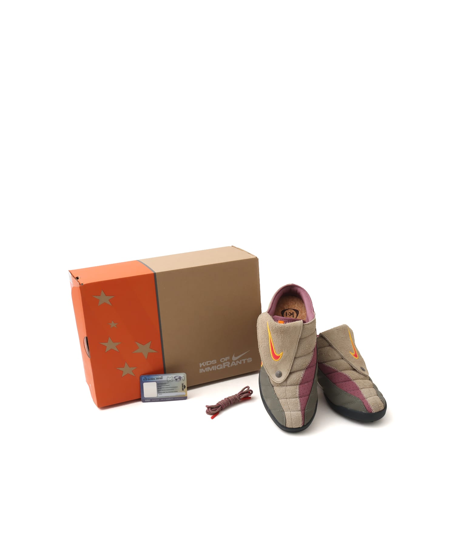 NIKE T90 MULE SP KHAKI/UNIVERSITY GOLD-FUSION REDの画像