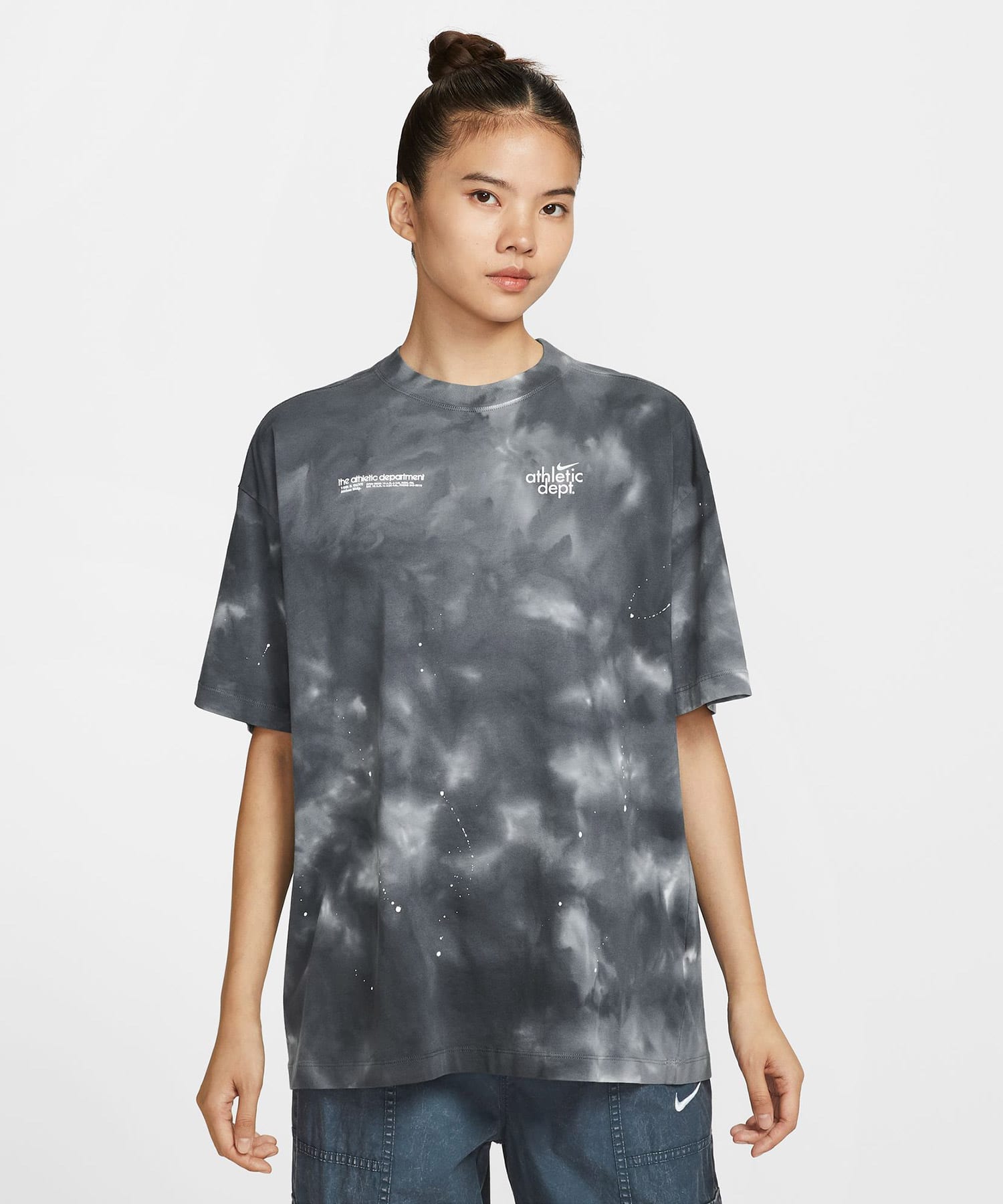 NIKE AS W NSW SS TEE OS GCEL BLACKの画像