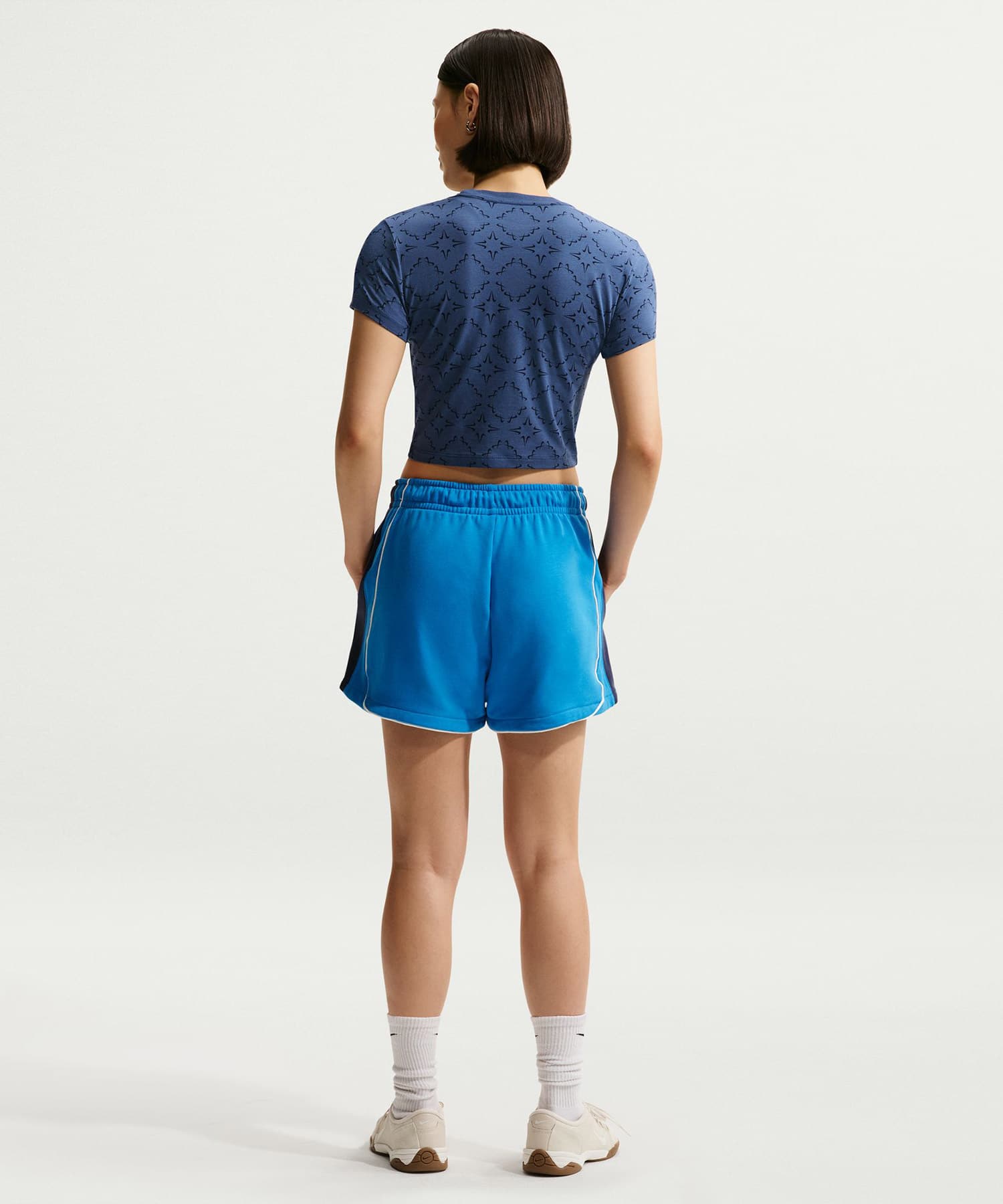 NIKE AS W NSW CHLLKNT CRP SPRTIQUE MYSTIC NAVY/OBSIDIANの画像