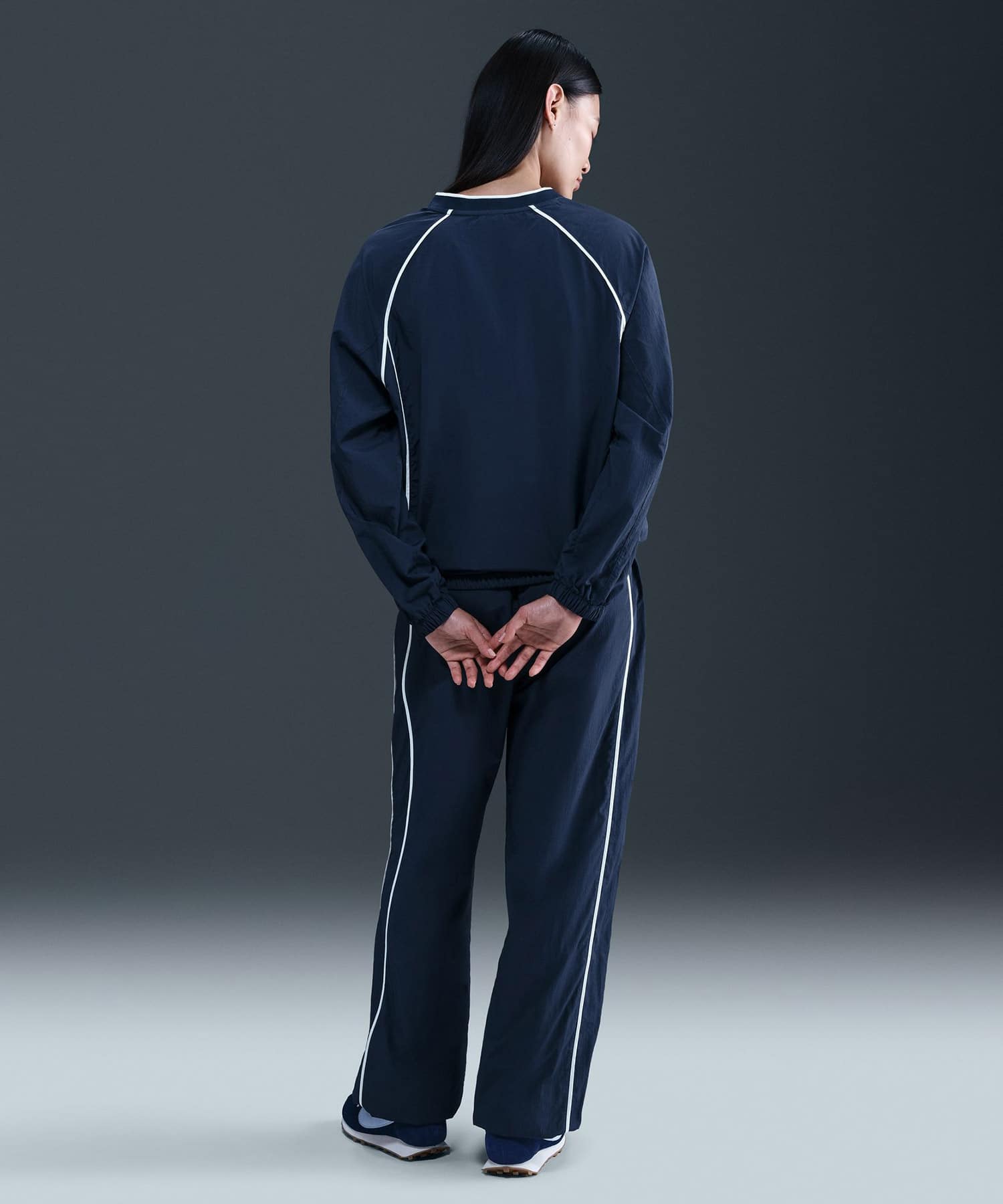 NIKE AS W NSW WR PULLOVER MIDNIGHT NAVY/SAILの画像