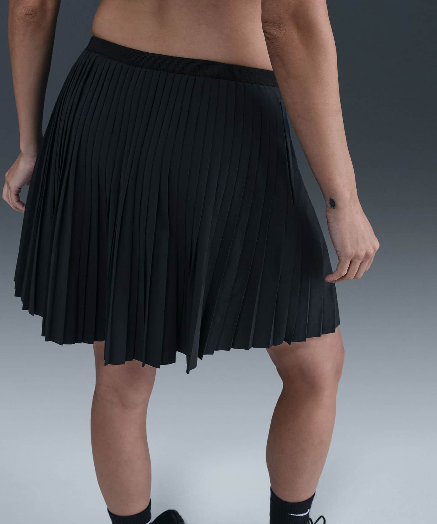 NIKE AS W NSW PLEATED SKIRT BLACKの画像