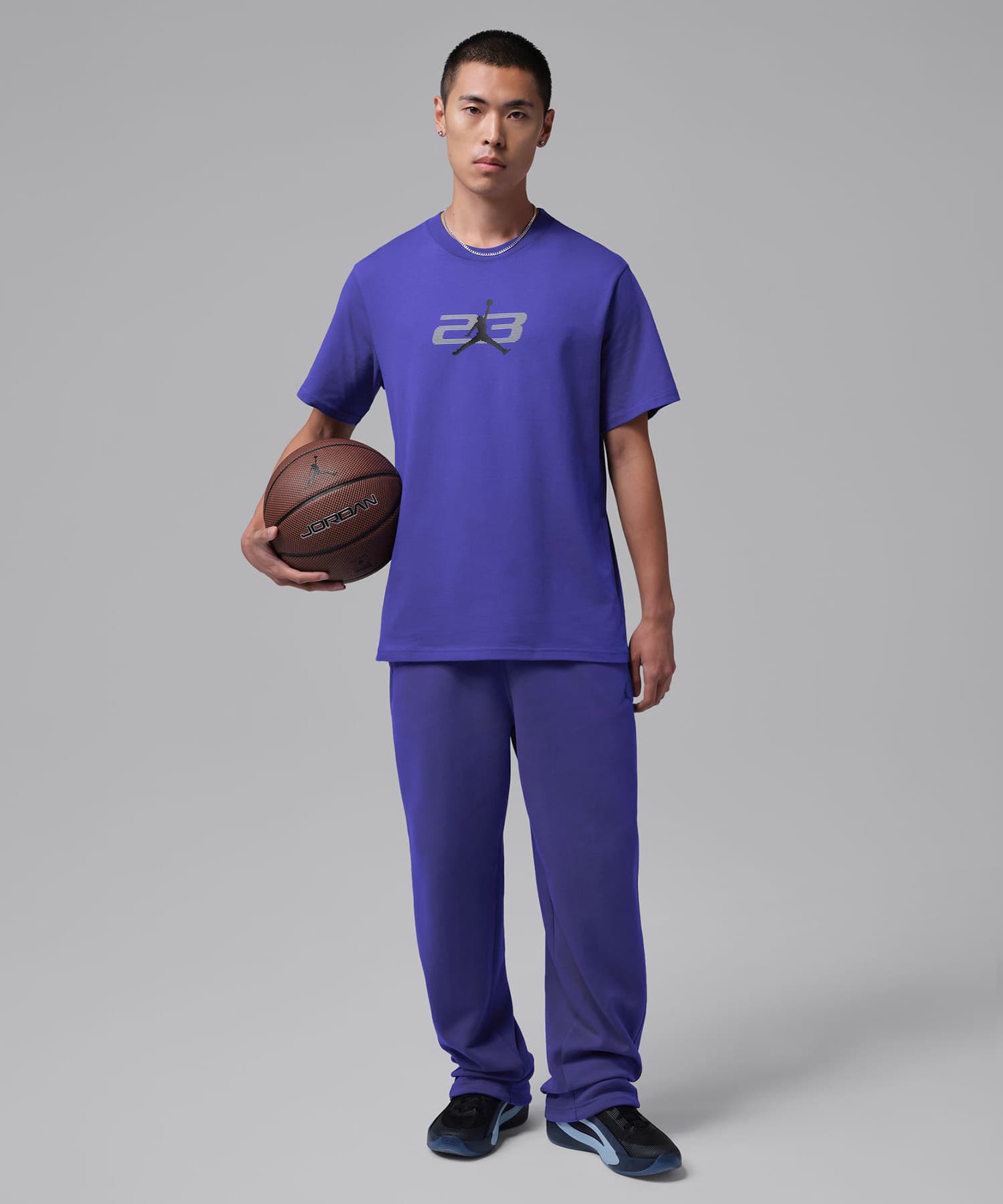 JORDAN BRAND M J DF SPRT GFX SS CREW 3 PURPLEの画像