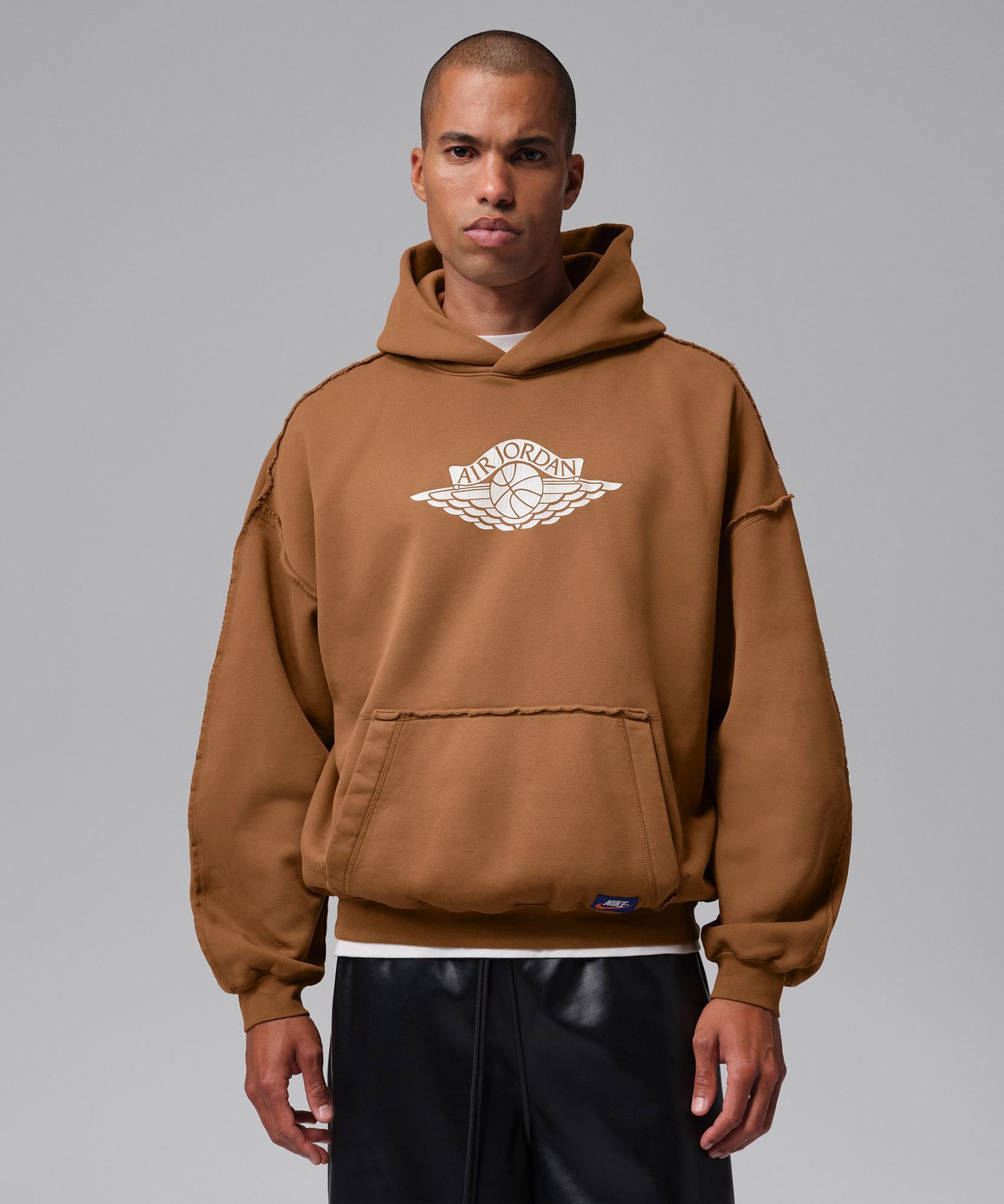 JORDAN BRAND M J FLT WINGS FLC PO BROWNの画像