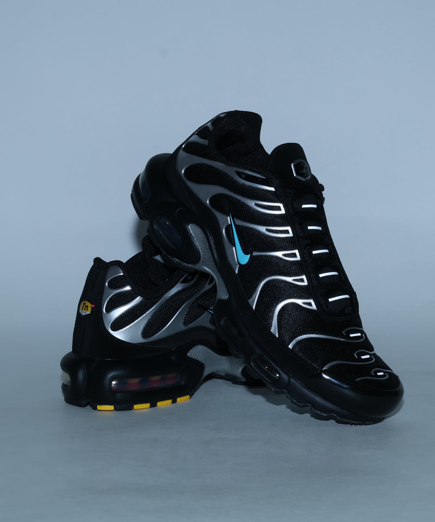 NIKE AIR MAX PLUS OG PRM 1 BLACK/GAMMA BLUE-CHROMEの画像