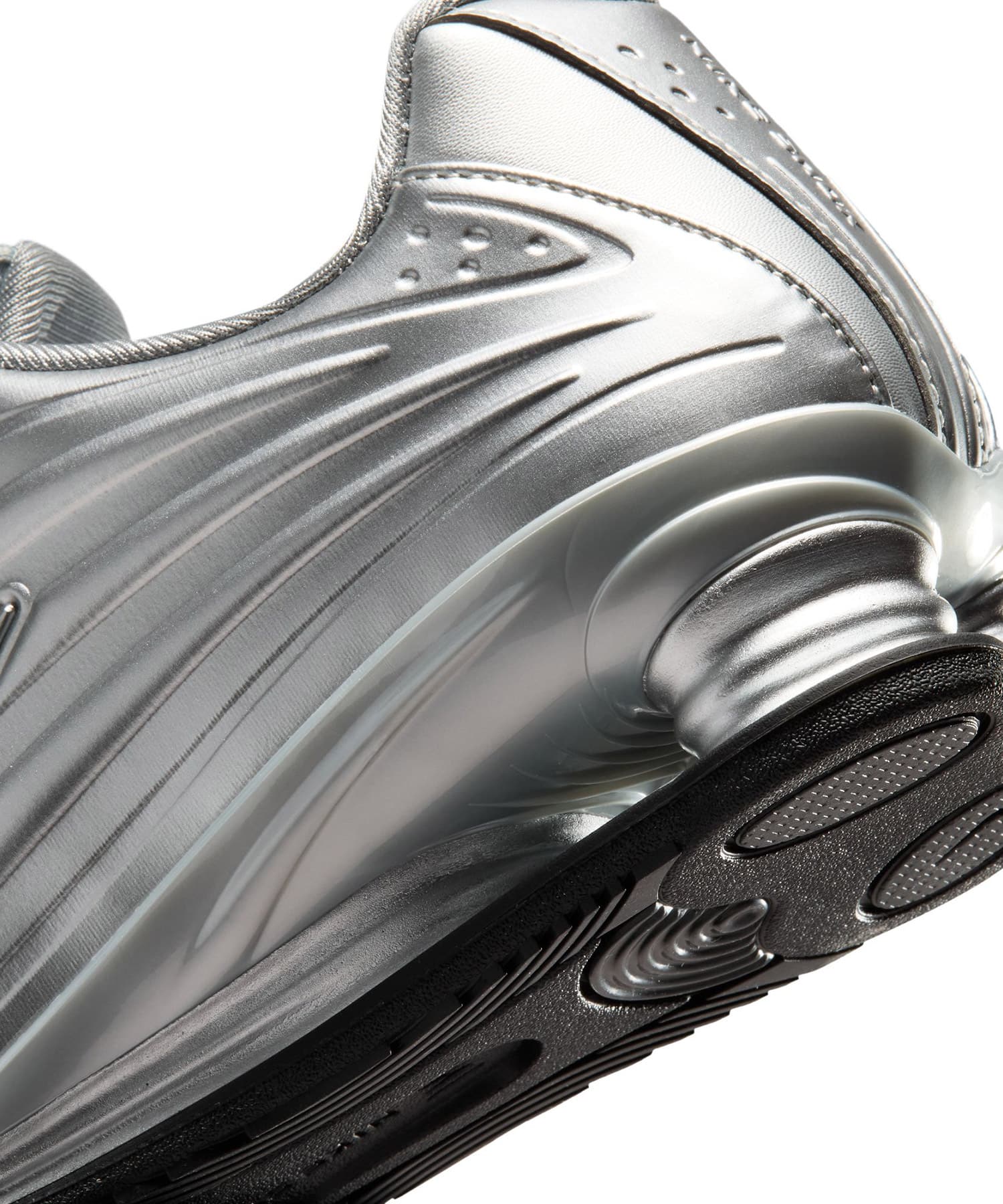 NIKE WMNS SHOX Z SILVER/METALLIC SILVER-BLACKの画像