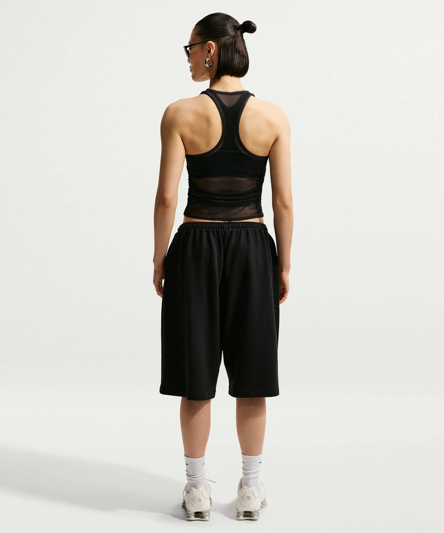 NIKE AS W NSW SHEER TANK BLACK/(SAIL)の画像
