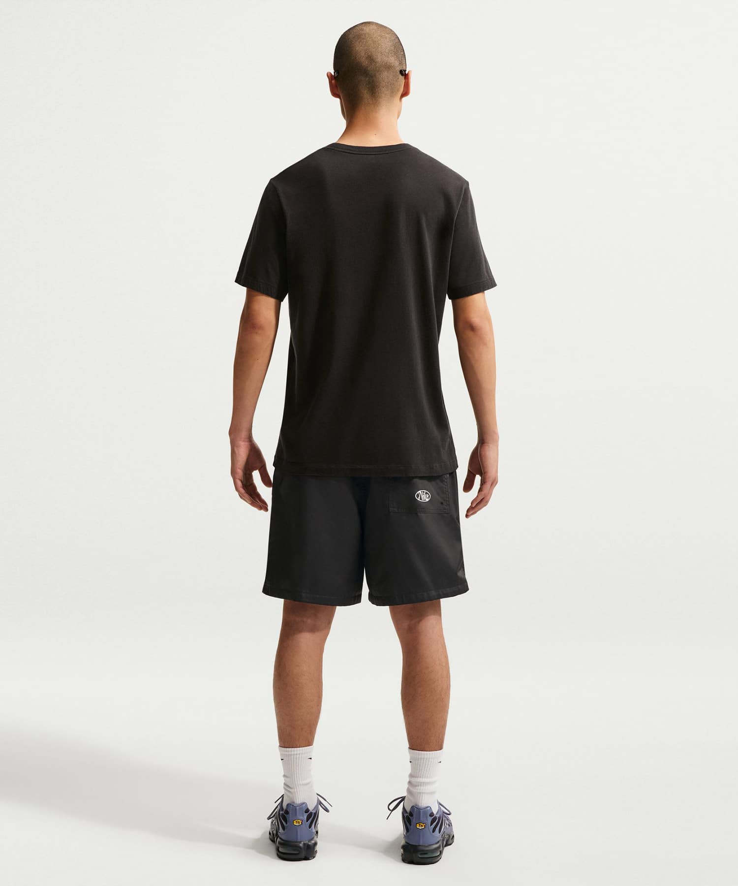 NIKE AS M NK FLOW SHORT FTBL LATAM BLACK/(PURE PLATINUM)の画像