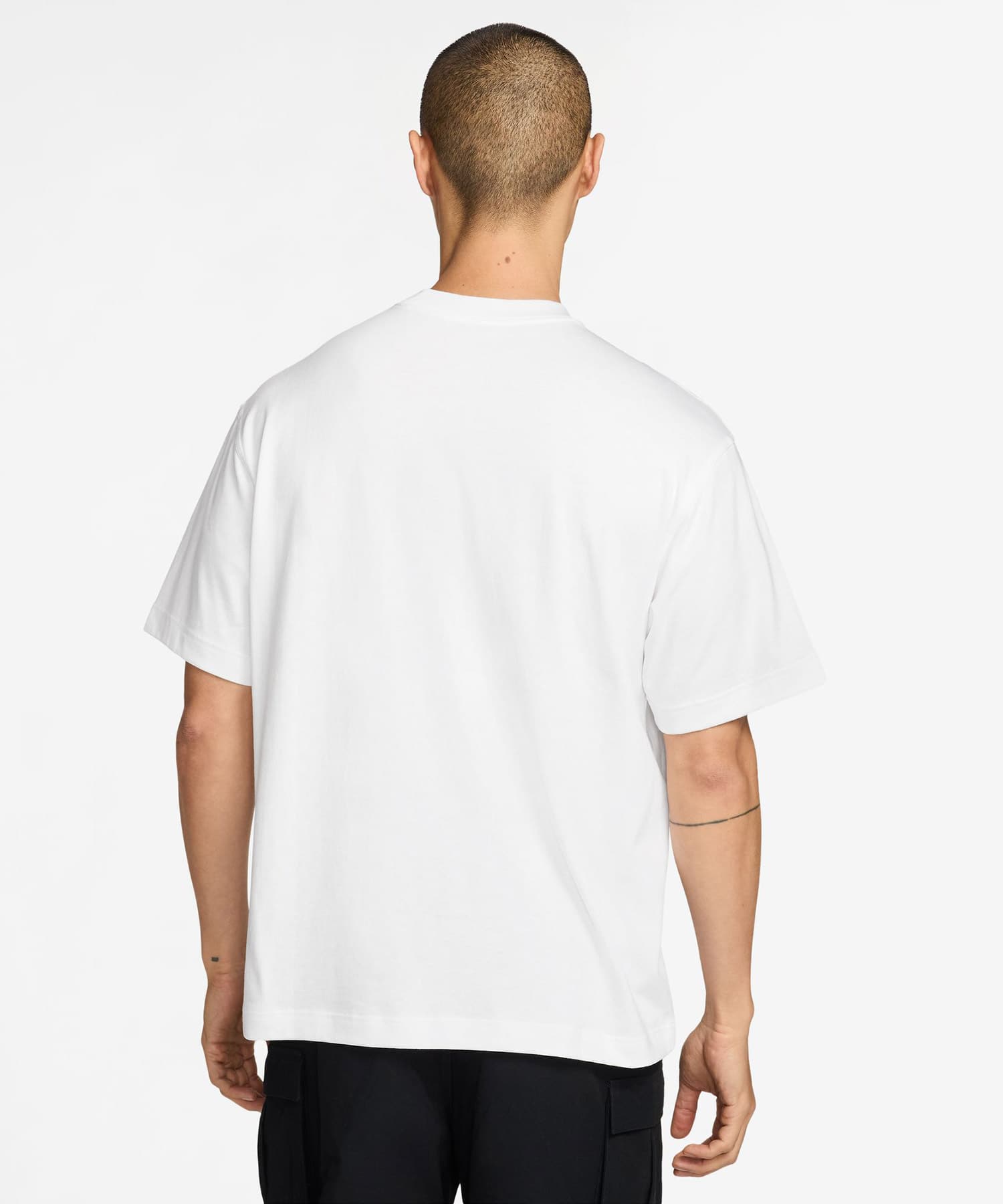 NIKE AS U NSW TEE LSE GOOD VS EVIL WHITEの画像