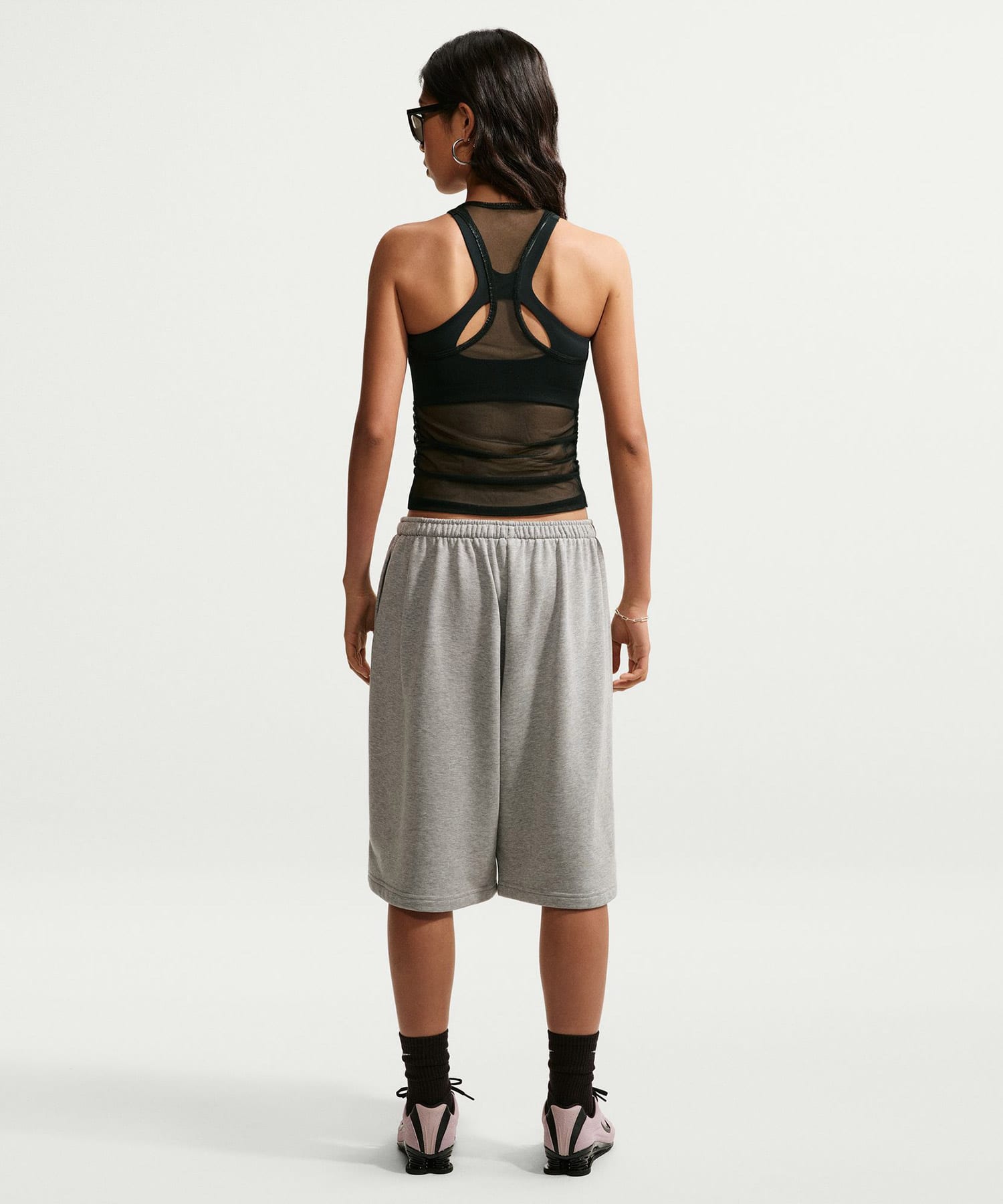 NIKE AS W NK STREET GFX SHEER TANK BLACKの画像