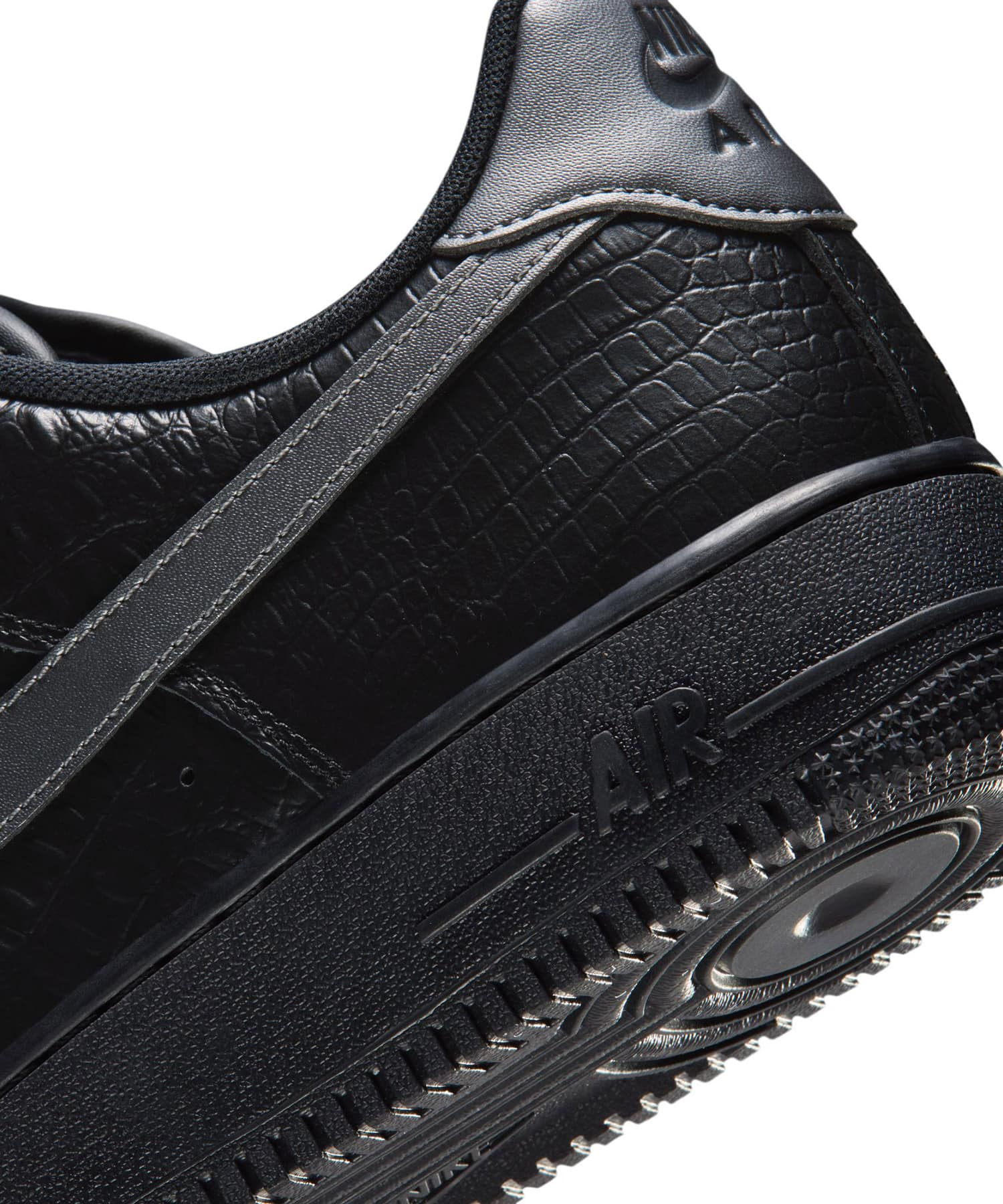 NIKE AIR FORCE 1 '07 BLACK/MTLC DK GREYの画像