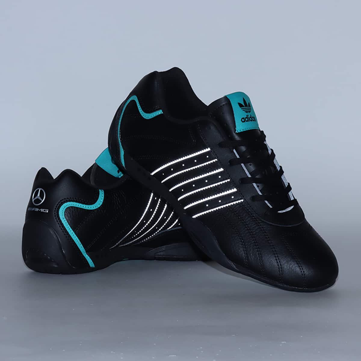 adidas ADIRACER LO Mercedes AMG PETRONAS F1 TEAM CORE BLACK/SEMI MINT RUSH/CORE BLACKの画像