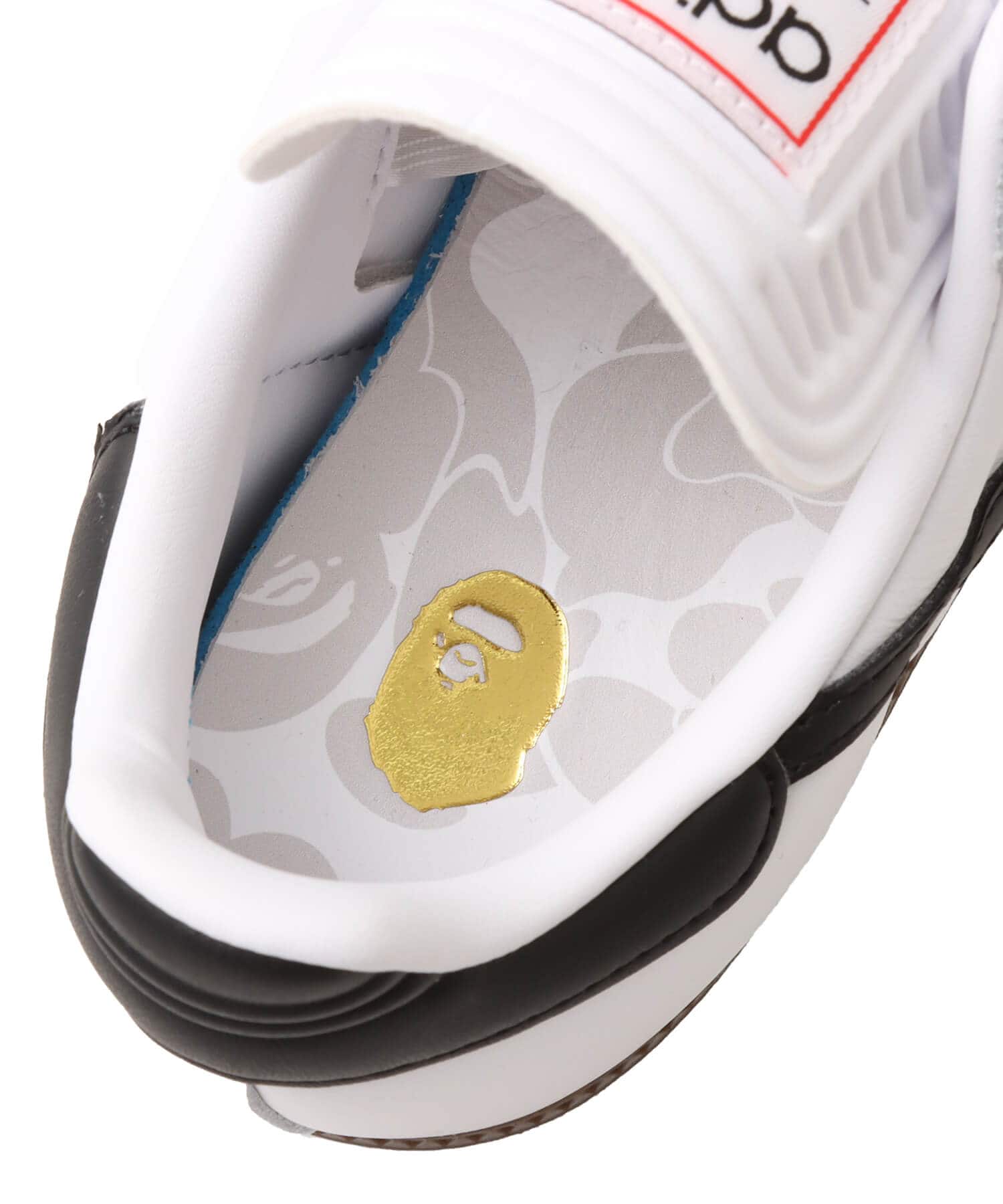 adidas SAMBA BAPE FTWWHT/CBLACK/GUM5の画像