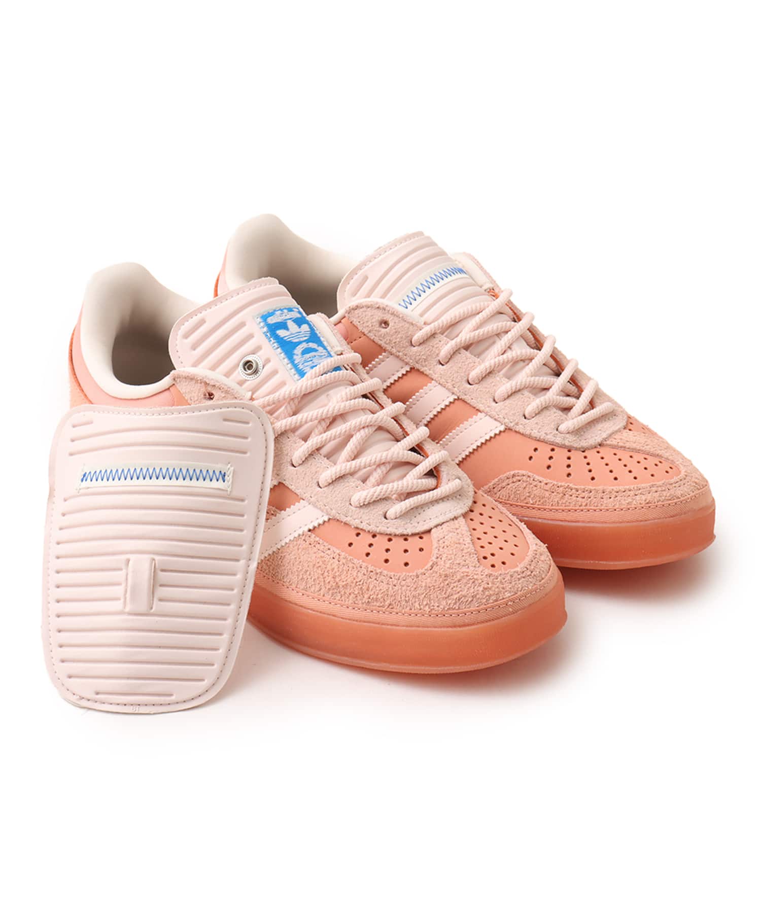 adidas BAD BUNNY GAZELLE CABO ROJO WONCLA/WONQUA/ASHPNKの画像