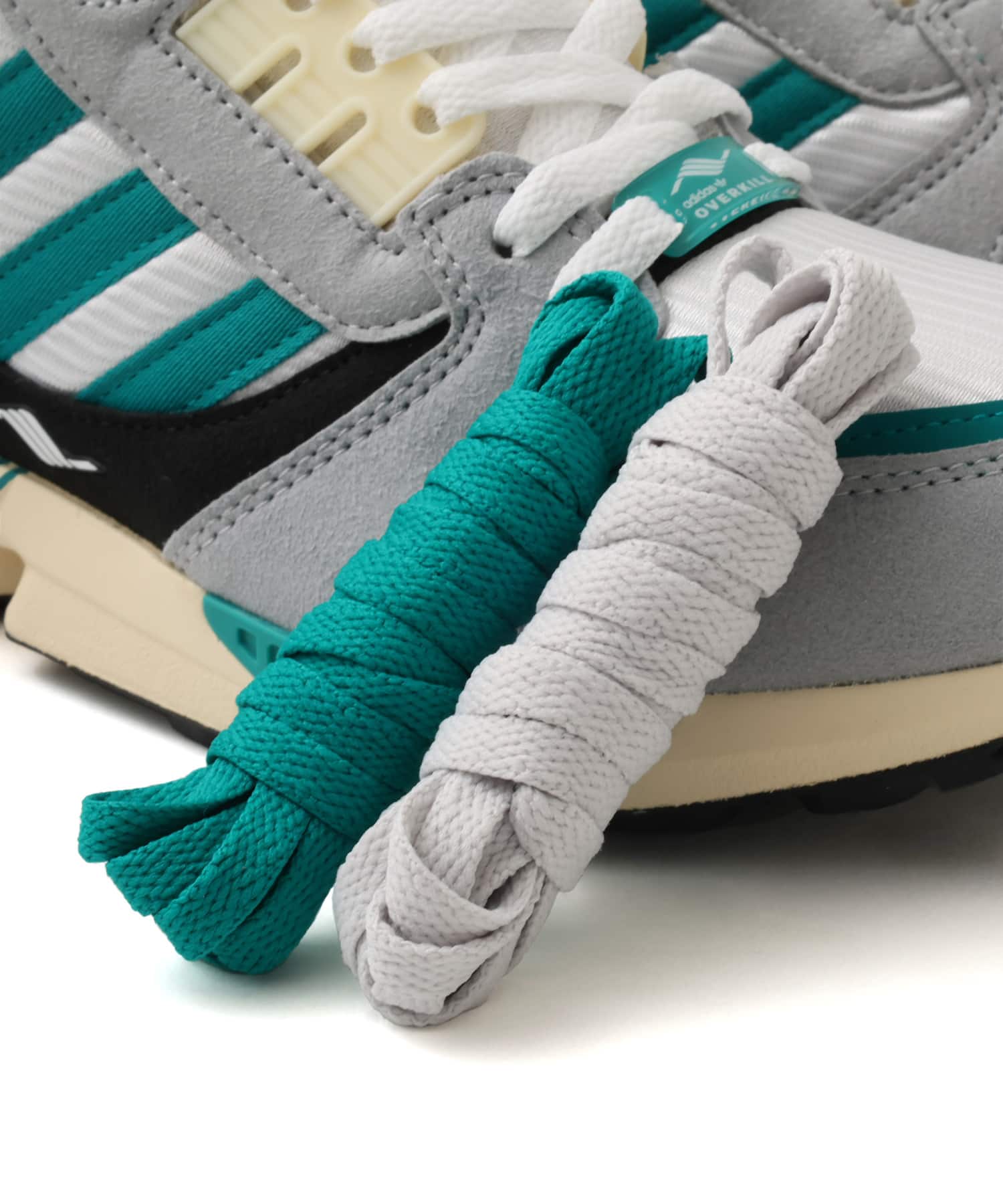 adidas ZX8000 OVERKILL MIS FTWWHT/ONIX/EQTGRNの画像