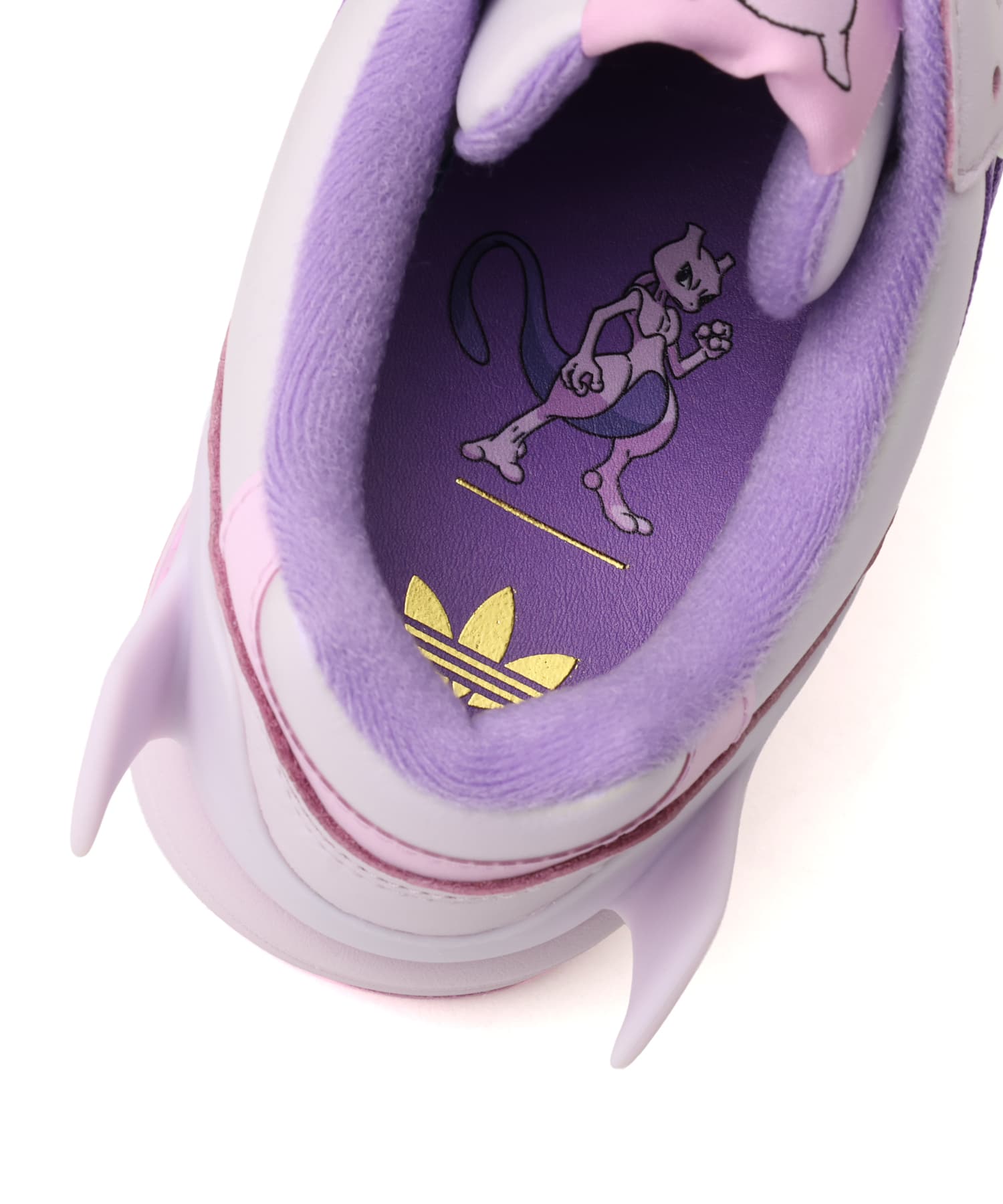 adidas POKEMON ZX 8000 ICELAV/VIOFUS/BLILILの画像