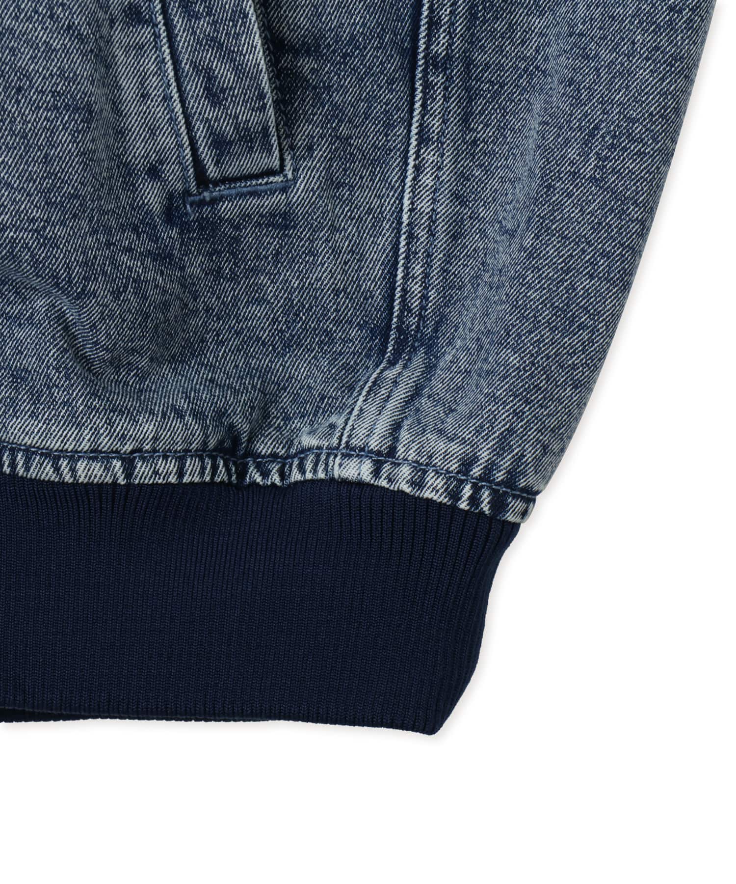 adidas SST TRACK TOP ライトデニムの画像