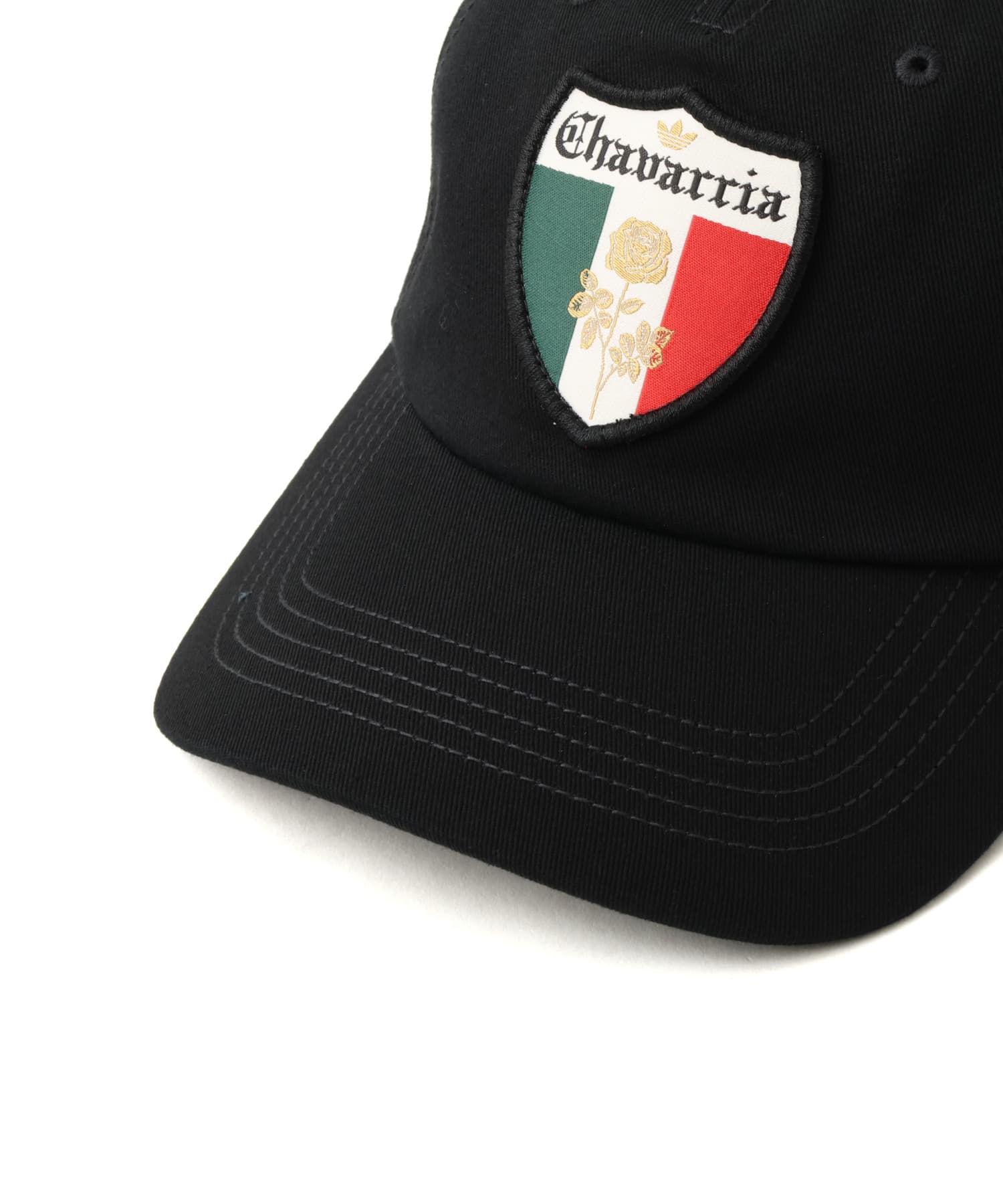 adidas CHAVARRIACREST HAT ブラックの画像