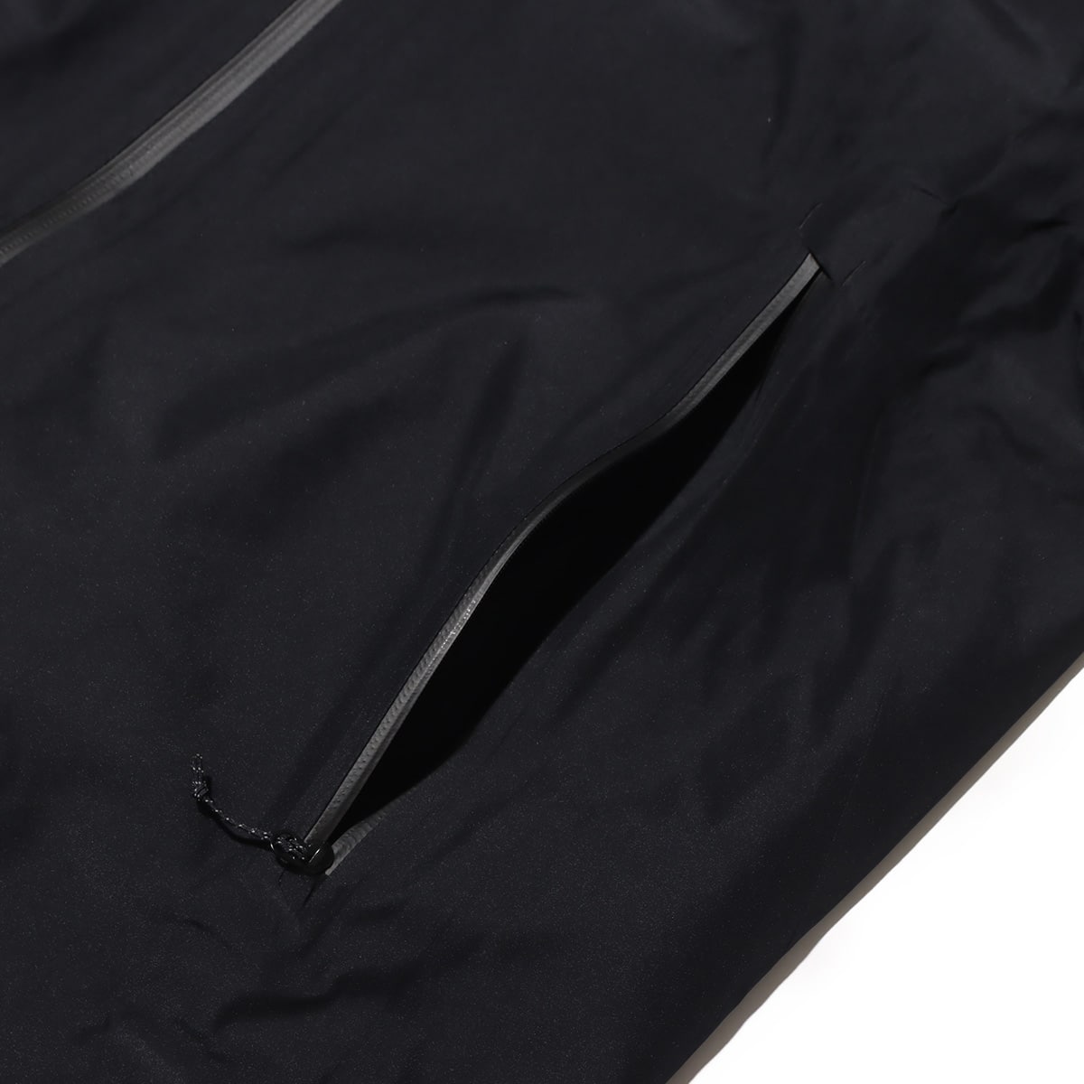 Salomon GTX®  2.5L JKT M DEEP BLACKの画像