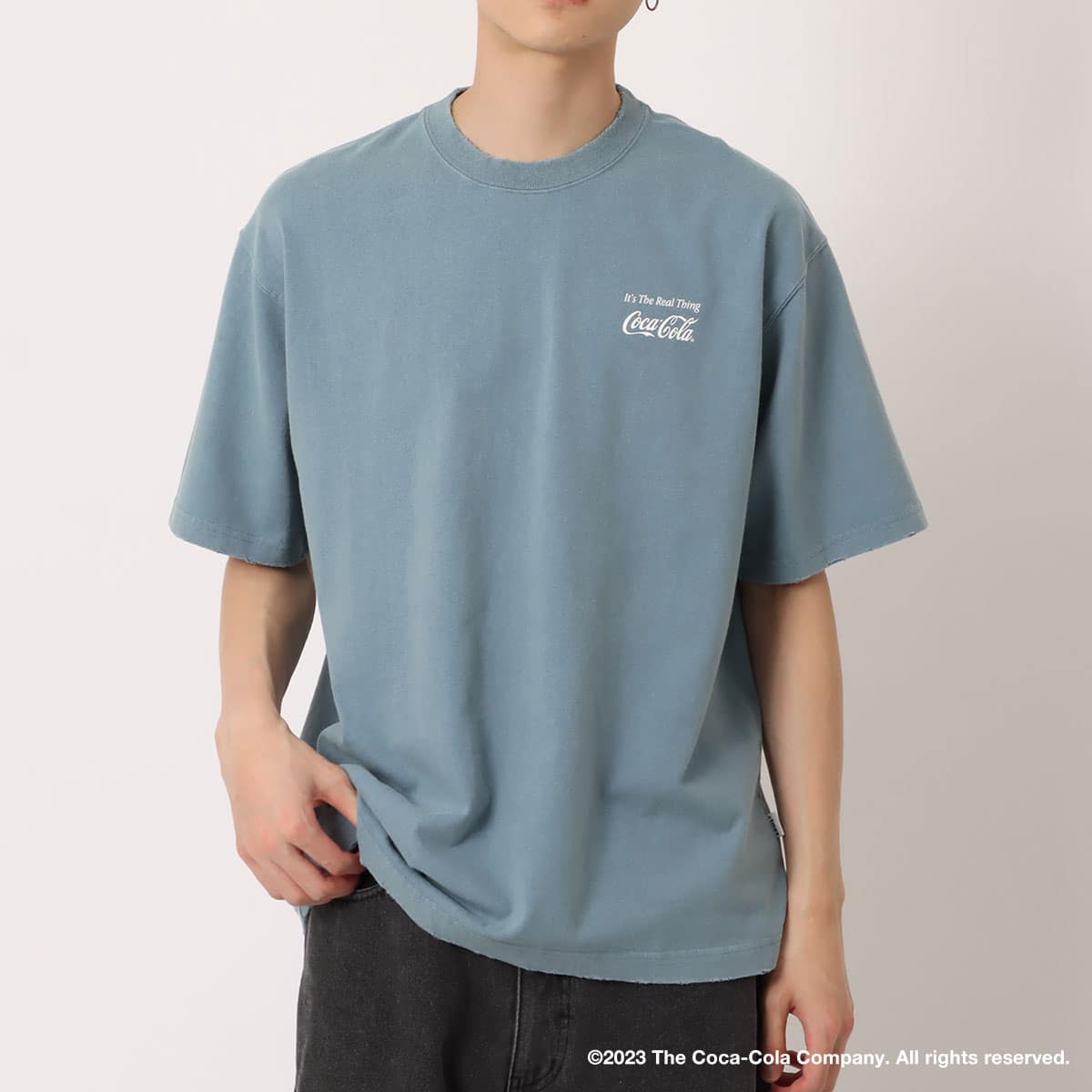 Coca Cola | atmos Metallic Logo T-shirts NAVYの画像