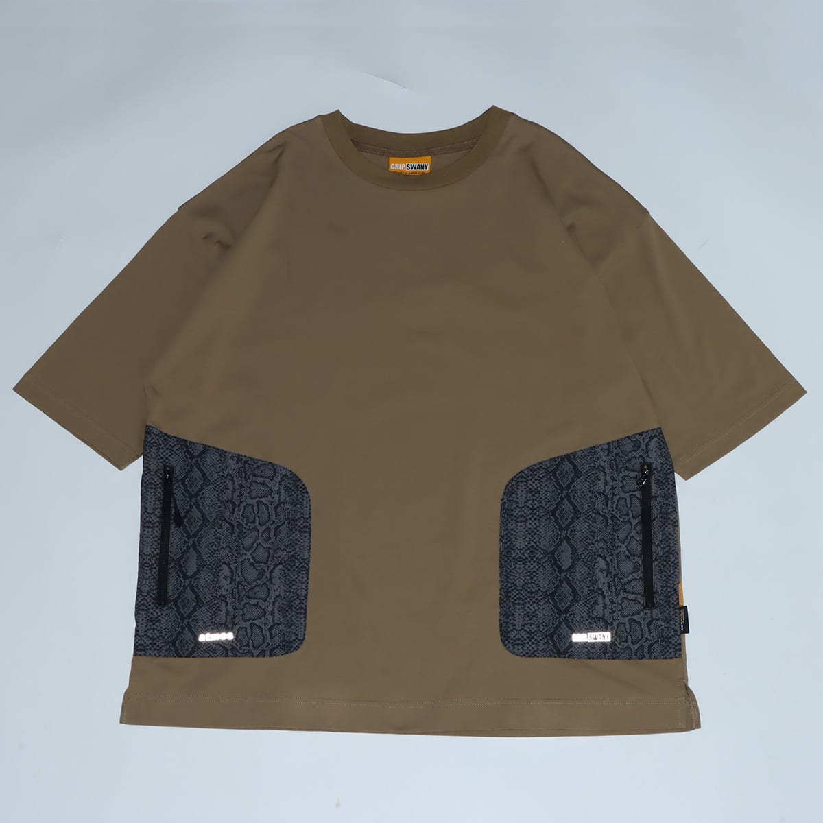 atmos × GRIPSWANY CAMP POCKET T-SHIRT BEIGE 23FA-S
