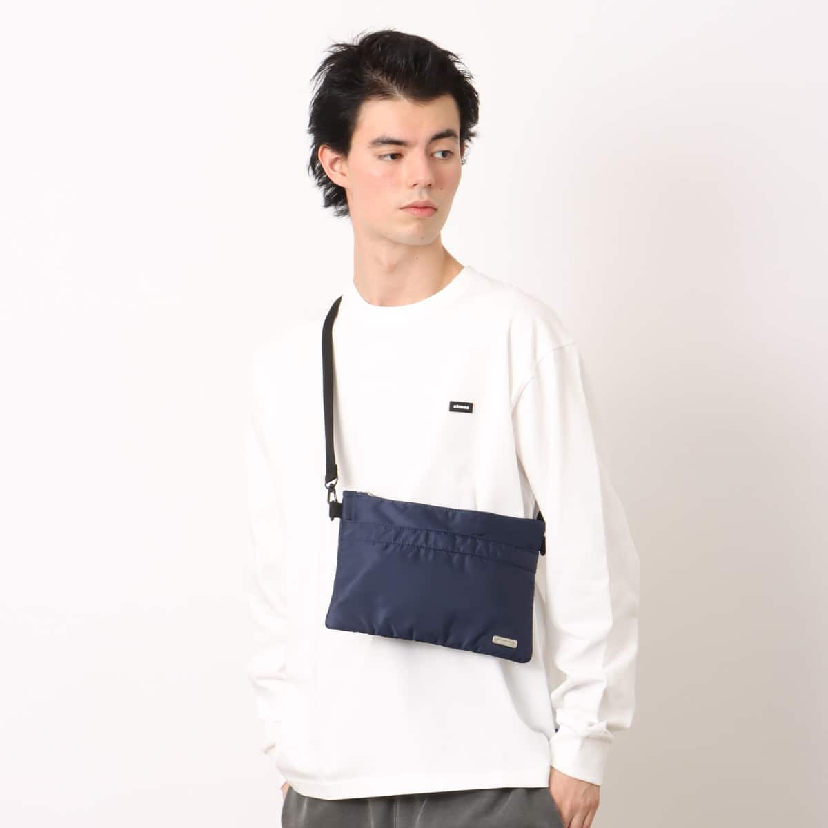 atmos Nylon Twill shoulder bag NAVY|atmos（アトモス） 公式オンラインストア