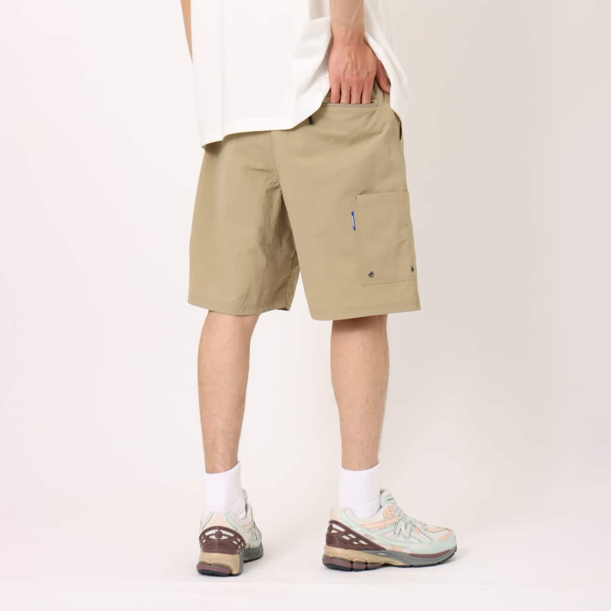 atmos Nylon Baggy Short Pants BEIGE の画像