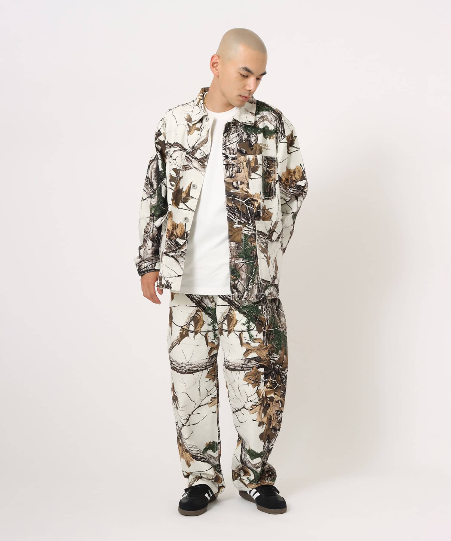 atmos Tree Camo Pattern Baggy Pants WHITE CAMOUFLAGEの画像