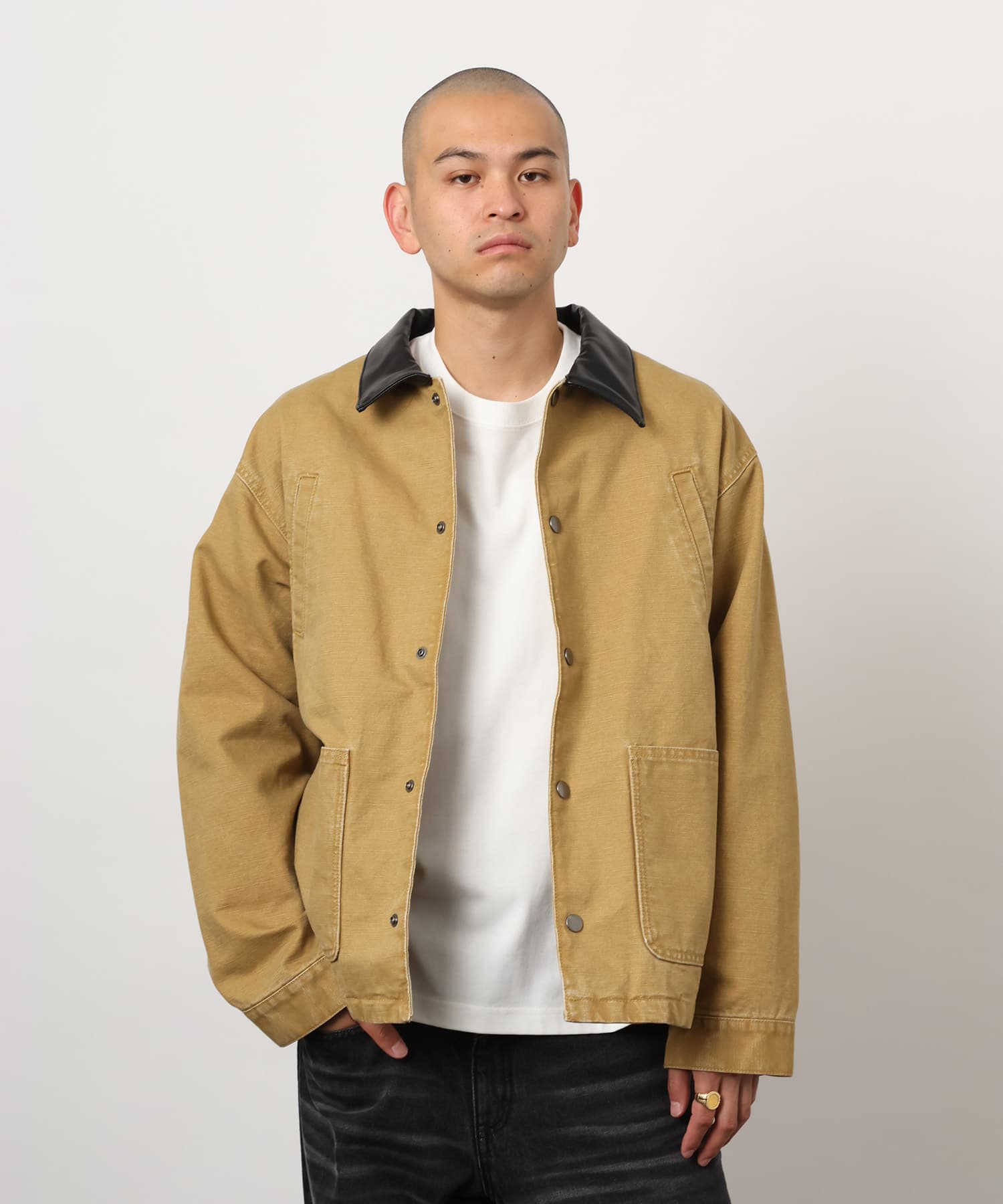atmos Work Jacket CAMELの画像
